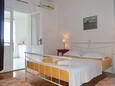Bedroom 2 Makarska, Bedroom 2 in the apartment, air condition available, (pet friendly) and WiFi.