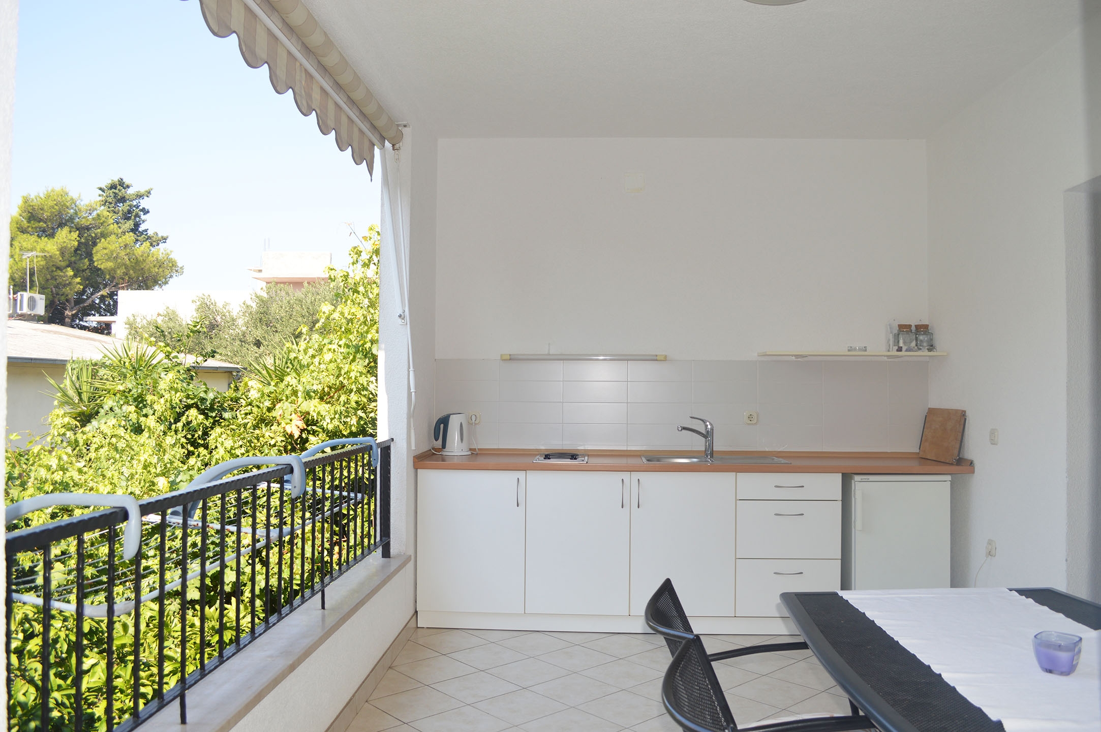Two bedroom apartment with balcony Makarska (A-11361-a)
