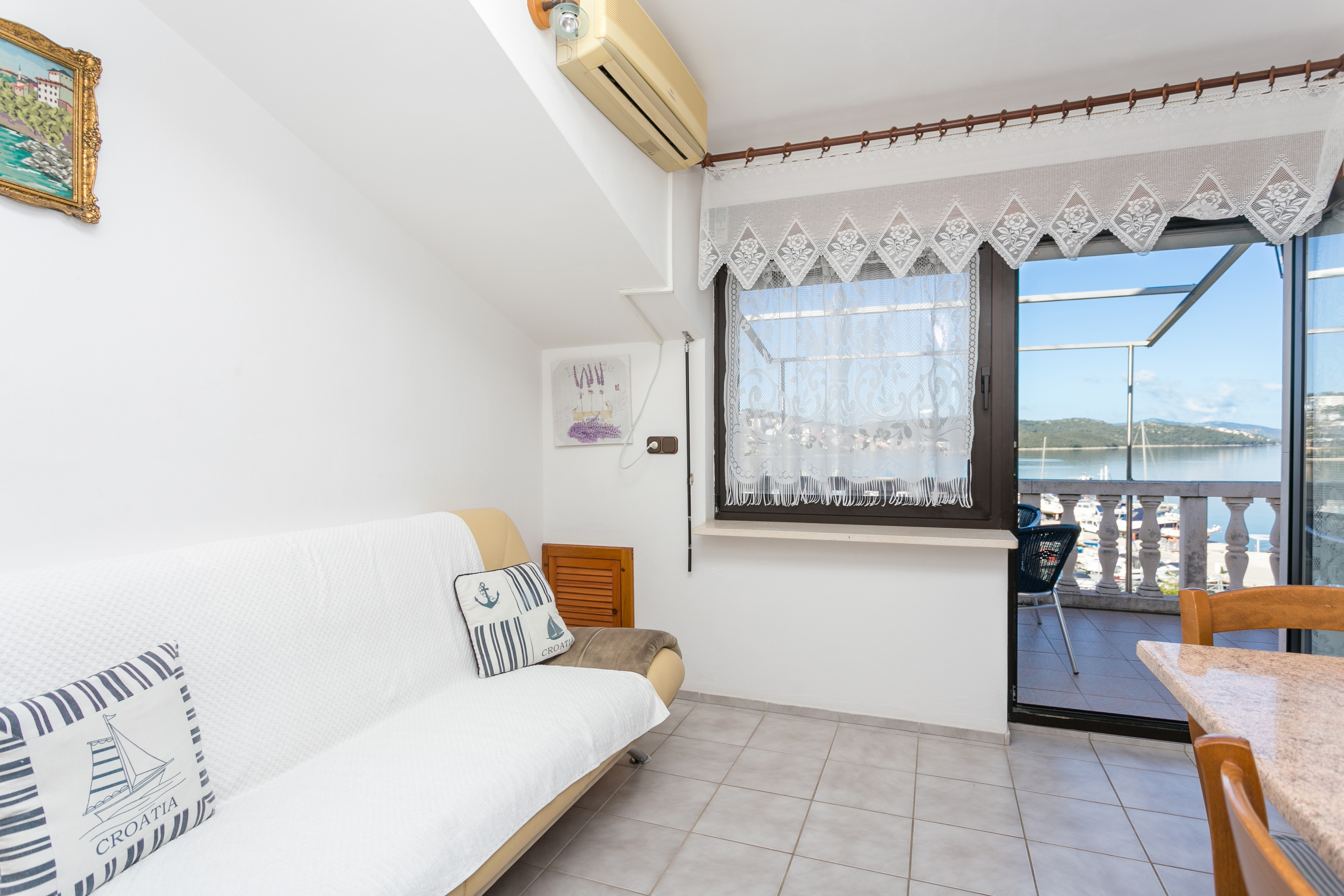 One bedroom apartment with terrace and sea view Okrug Gornji, Čiovo (A-11374-b) One bedroom apartment with terrace and sea view Okrug Gornji, Čiovo (A-11374-b)