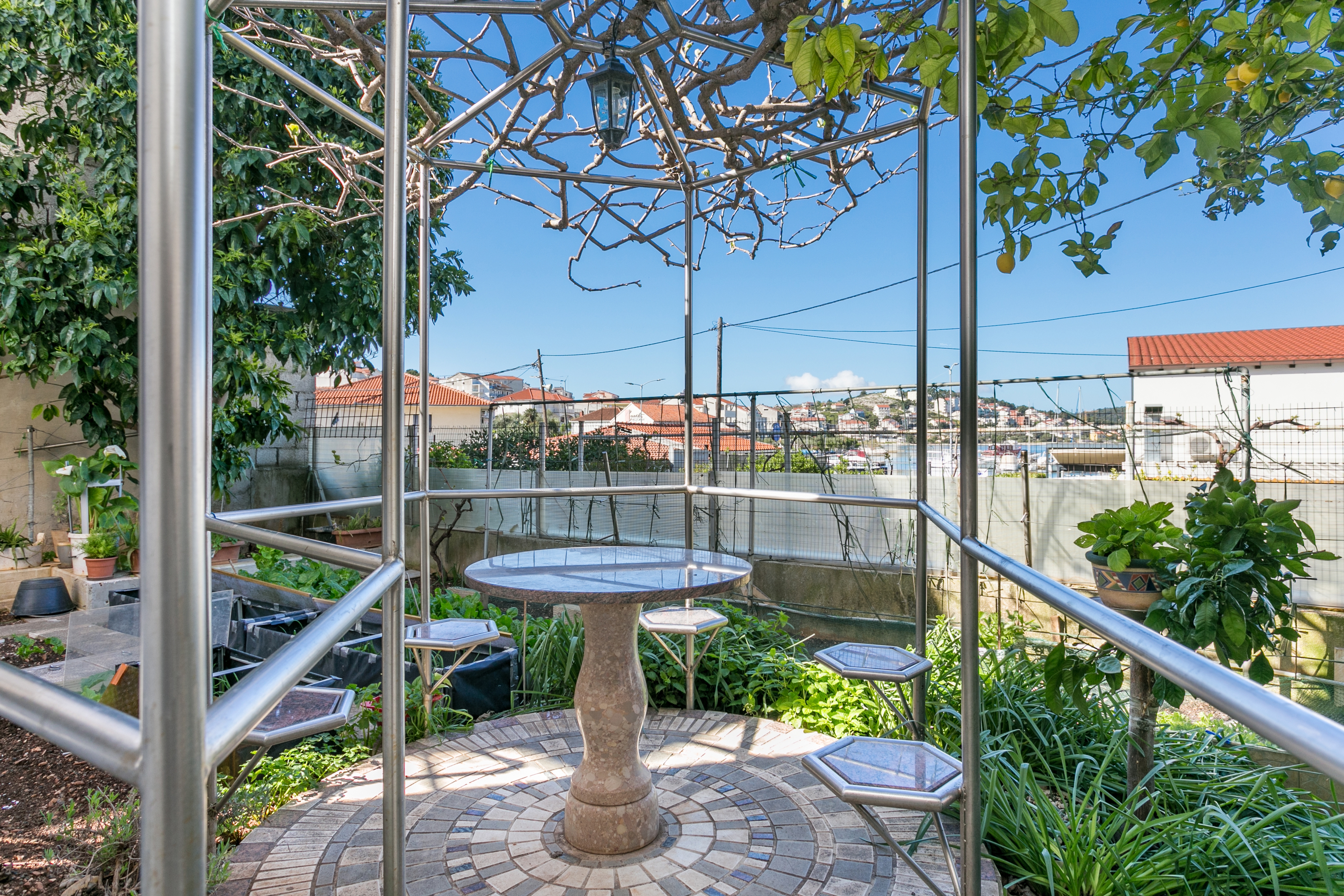 Studio flat with terrace and sea view Okrug Gornji, Čiovo (AS-11374-a)