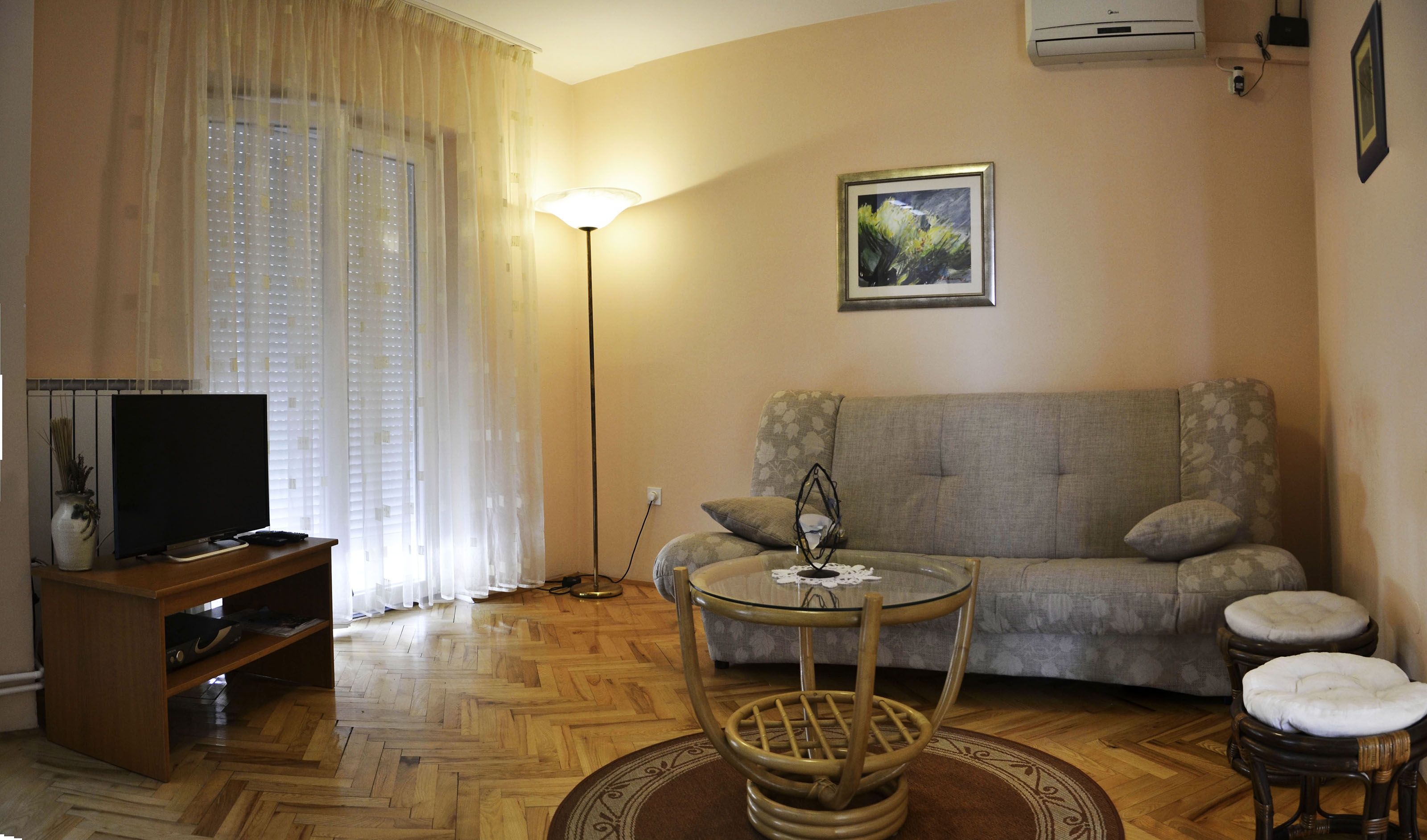 Two bedroom apartment with terrace Banjol, Rab (A-11382-b)