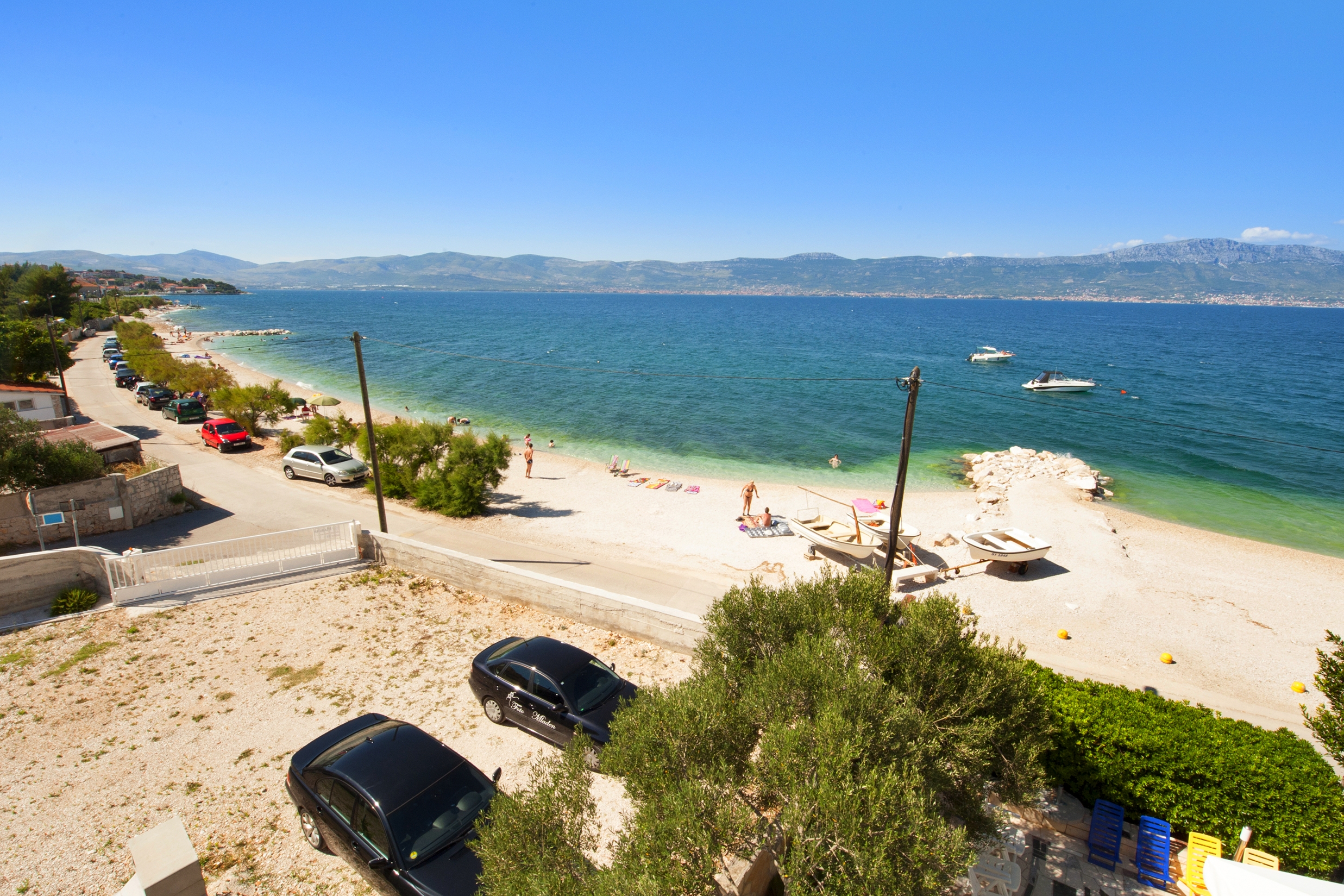 Two bedroom apartment near beach Slatine, Čiovo (A-1139-c) Two bedroom apartment near beach Slatine, Čiovo (A-1139-c)