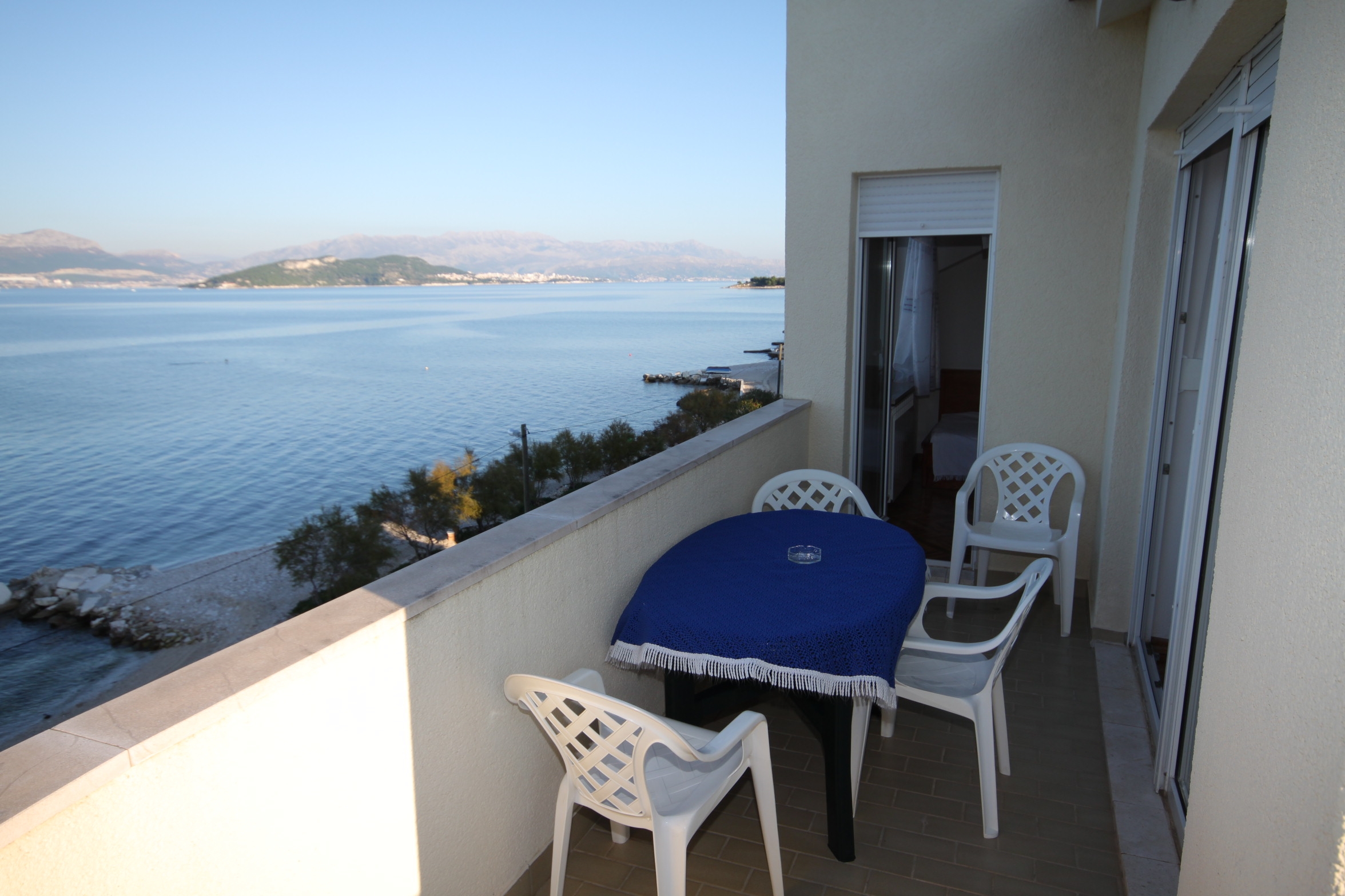 Two bedroom apartment near beach Slatine, Čiovo  A-d