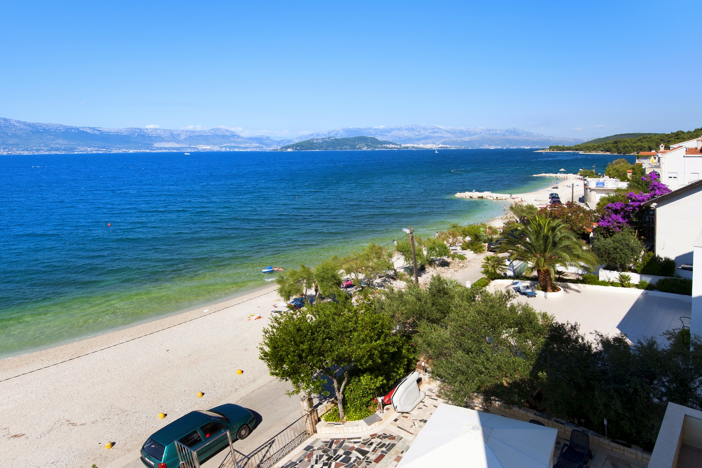 Two bedroom apartment near beach Slatine, Čiovo  A-d