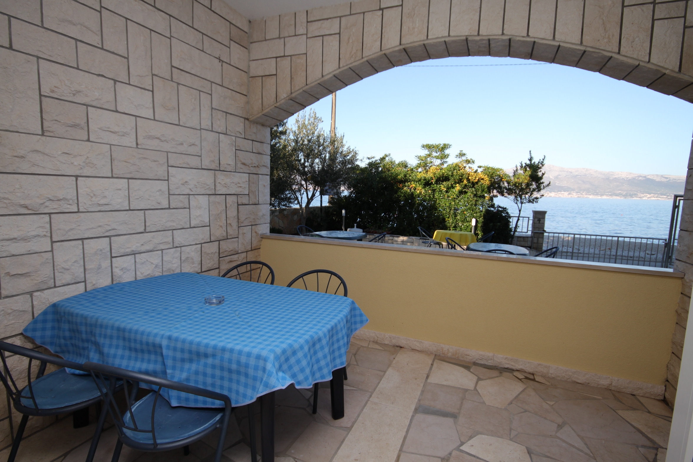 Studio flat near beach Slatine, Čiovo (AS-1139-b)