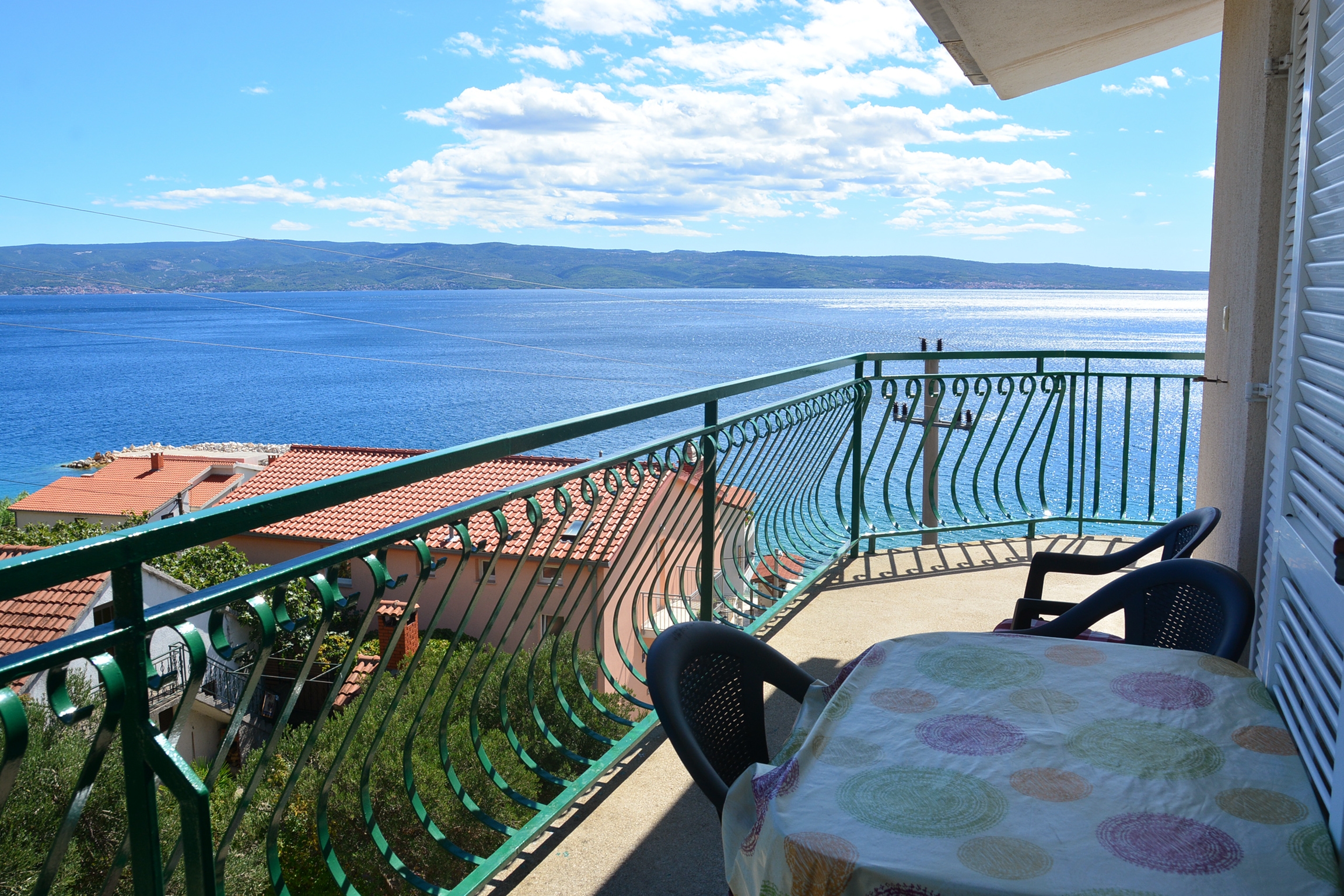 Three bedroom apartment with terrace and sea view Suhi Potok, Omiš  A-a