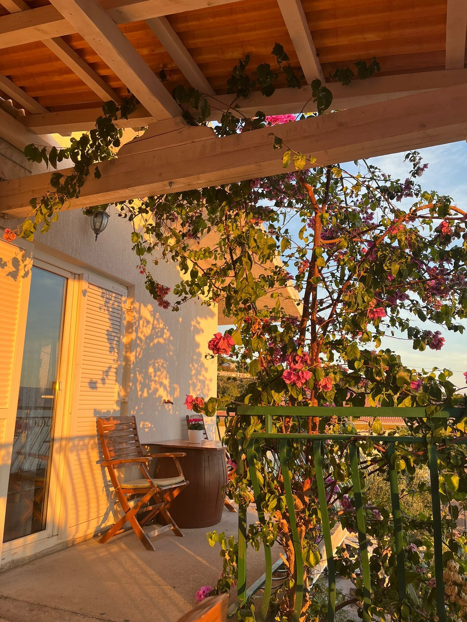 Three bedroom apartment with terrace and sea view Suhi Potok, Omiš  A-a