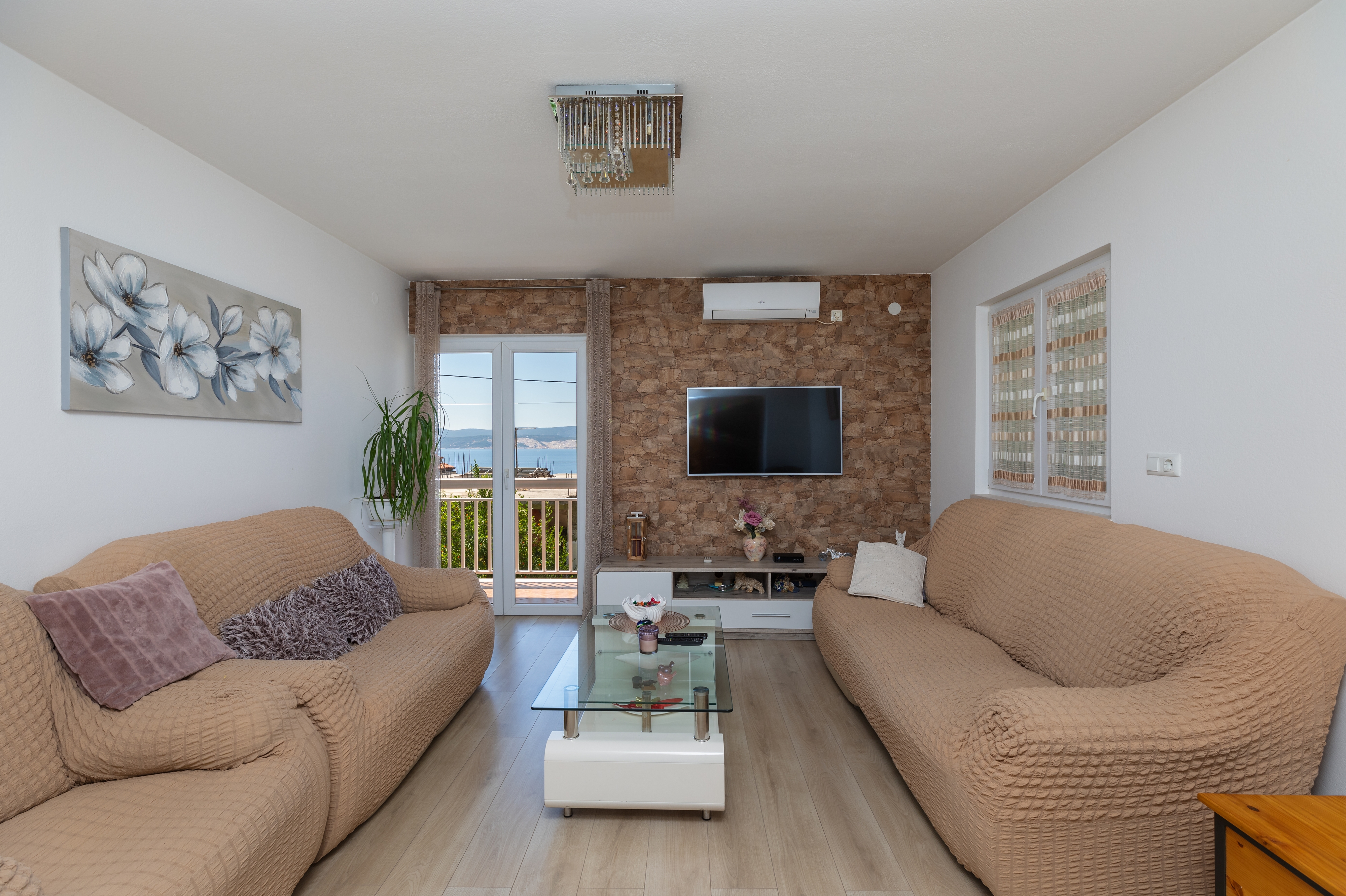 Three bedroom apartment with balcony and sea view Stanići, Omiš (A-11421-a)