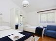 Ložnice 2 Podgora, Ložnice 2 v ubytování typu apartment, domácí mazlíčci povoleni a WiFi.