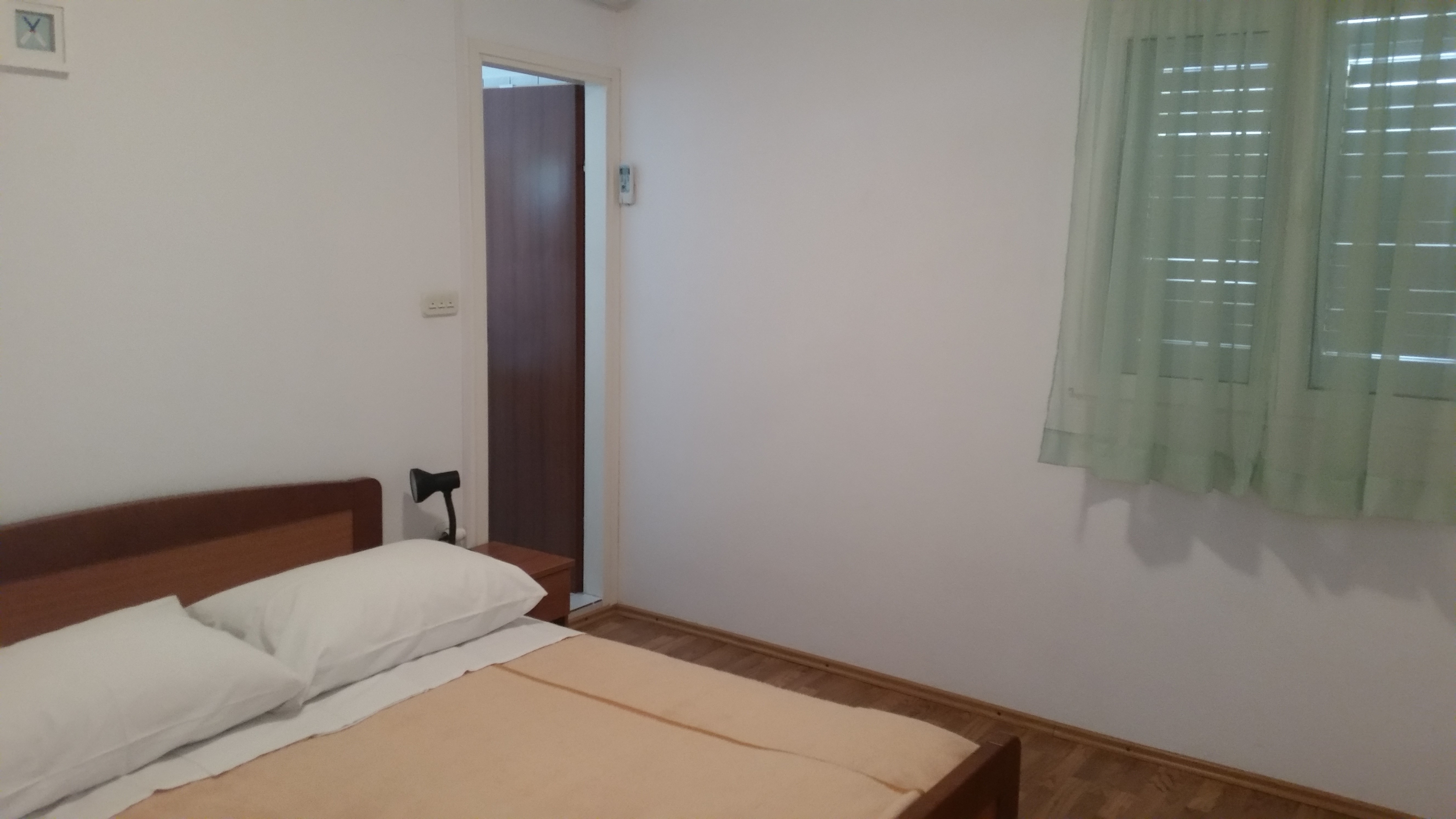 Four bedroom apartment near beach Sveta Nedilja, Hvar  A-a