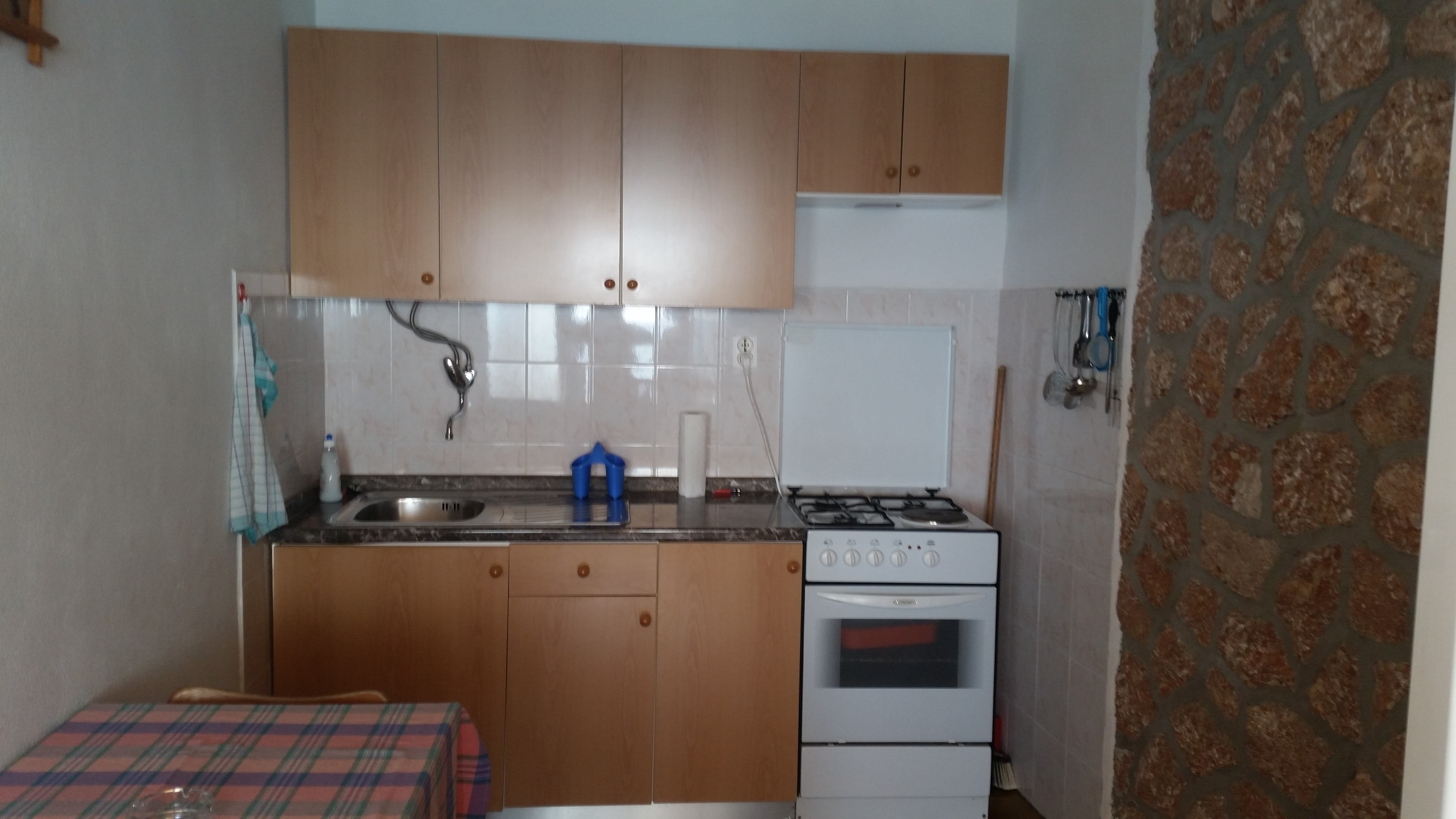 Two bedroom apartment near beach Sveta Nedilja, Hvar (A-11433-b)