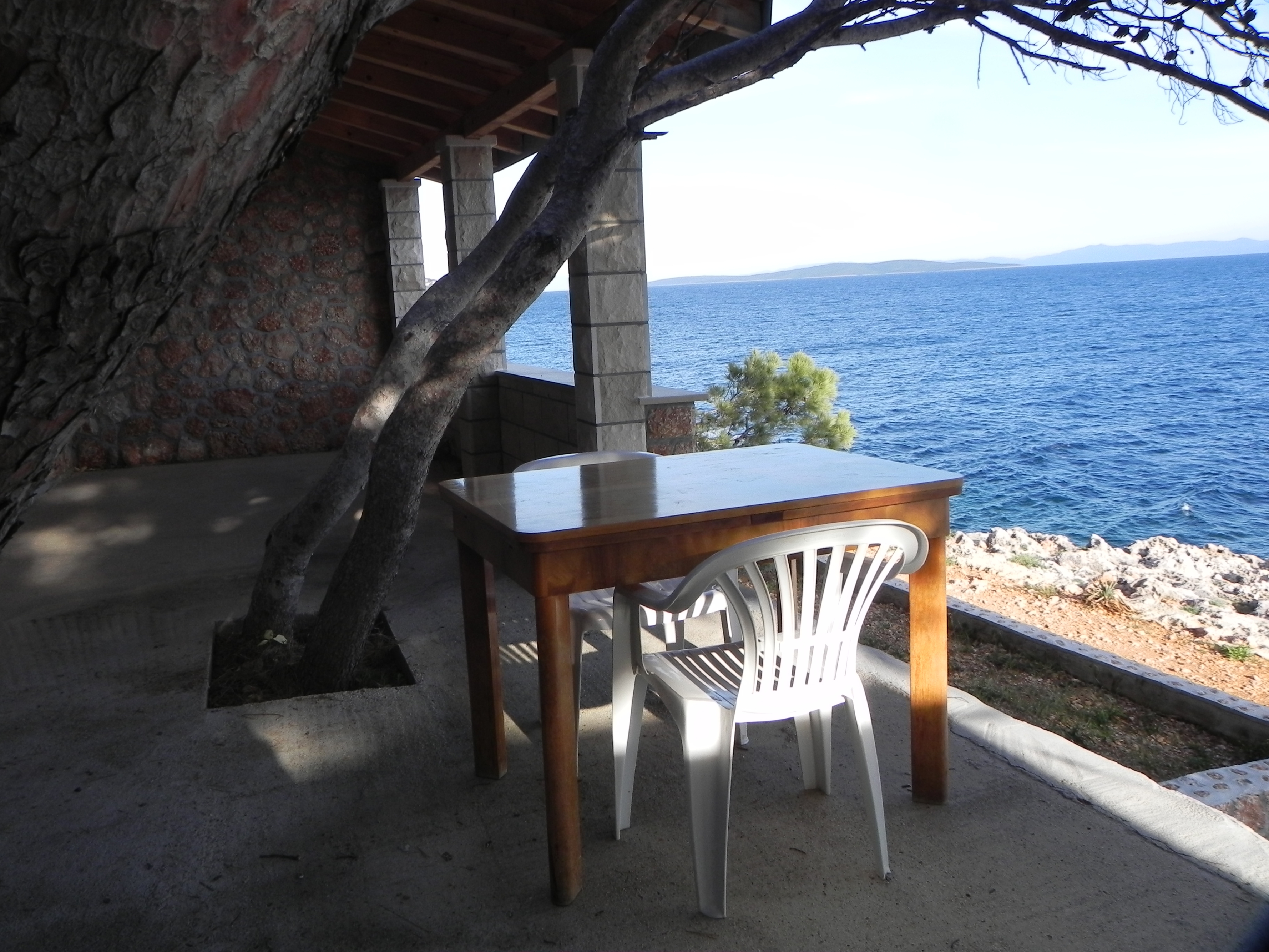 Two bedroom apartment near beach Sveta Nedilja, Hvar  A-b
