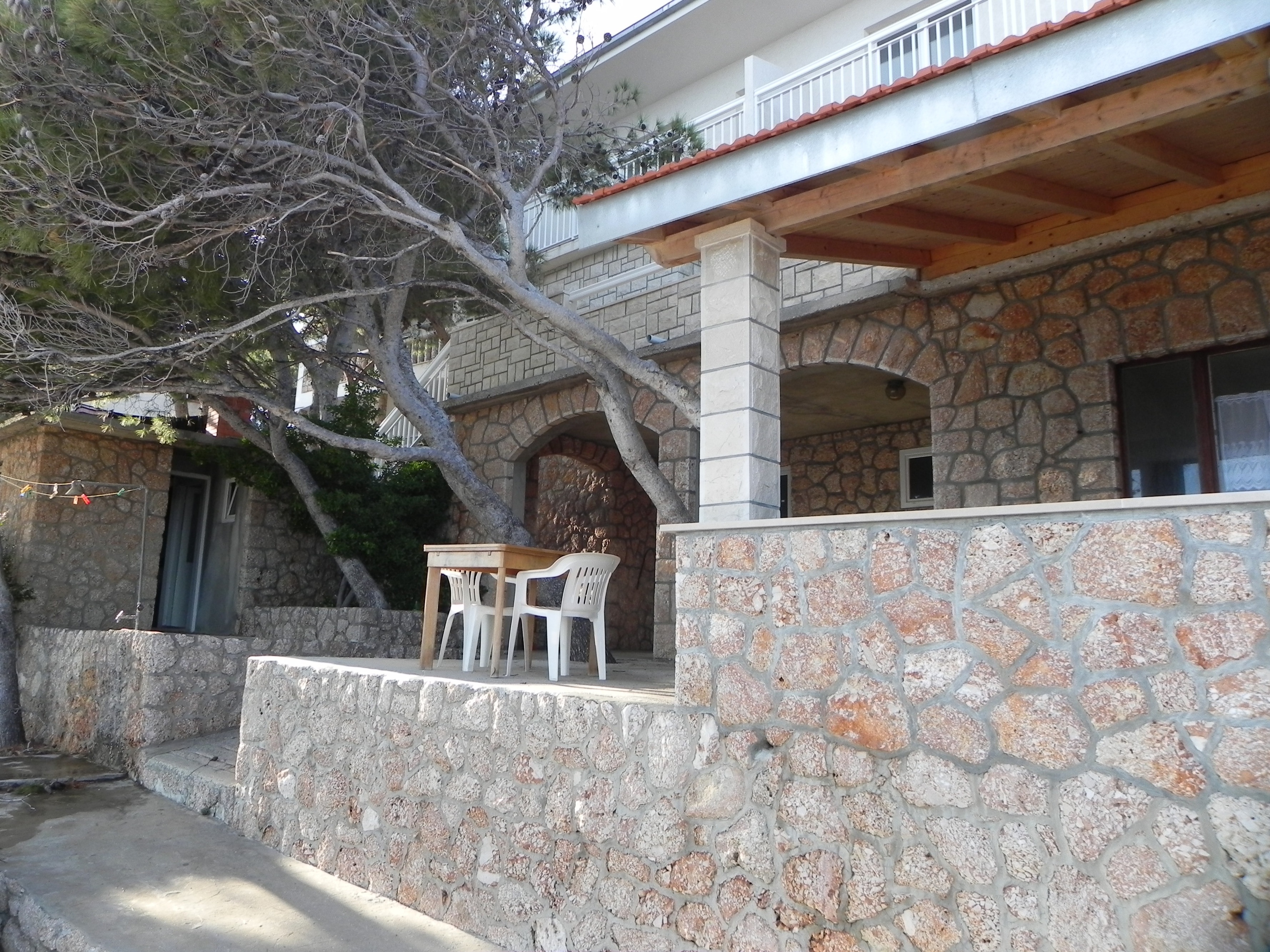 Two bedroom apartment near beach Sveta Nedilja, Hvar  A-b