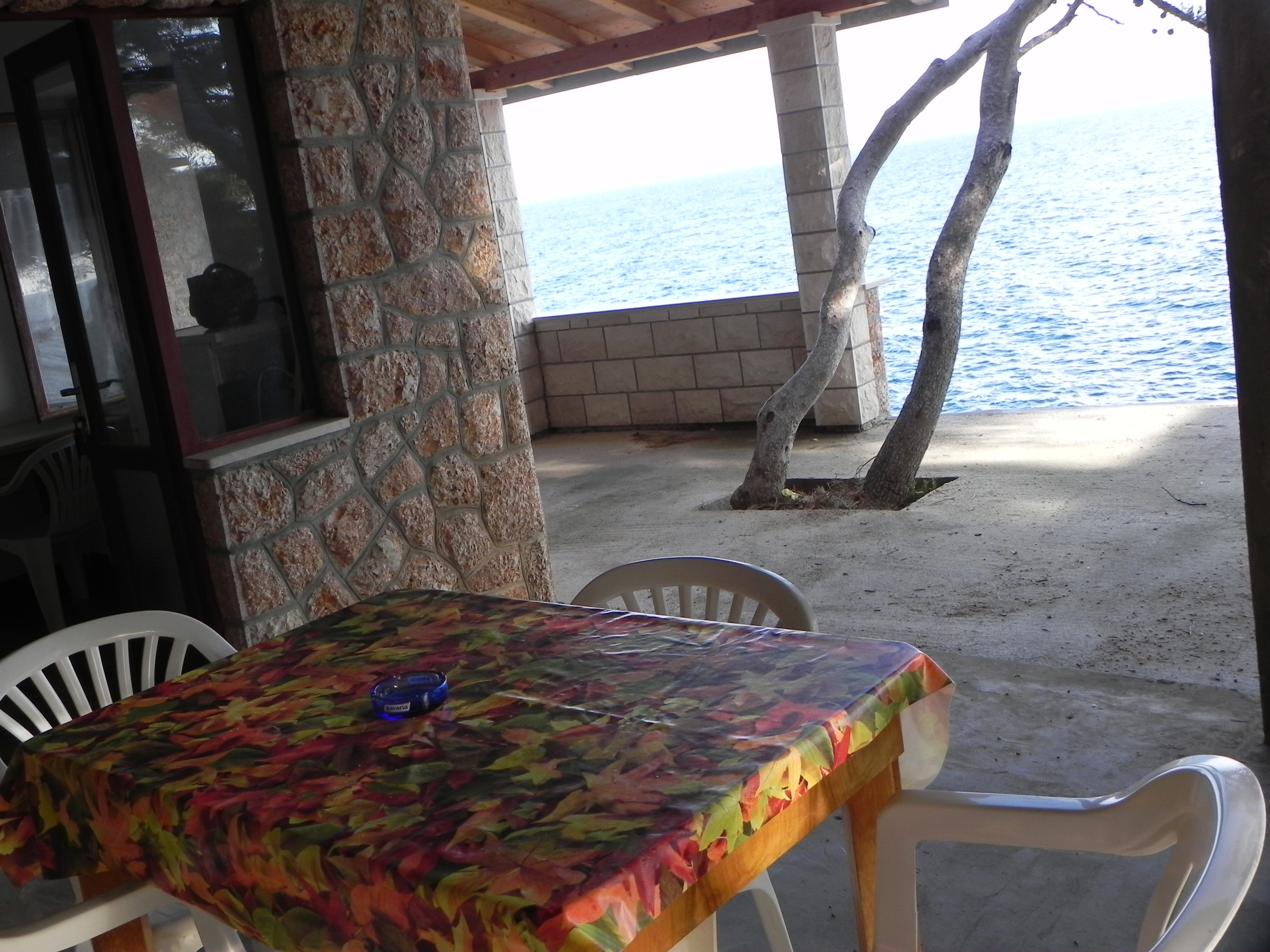 Four bedroom apartment near beach Sveta Nedilja, Hvar  A-c