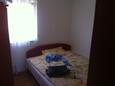 Spavaća soba 2 Valbandon, Spavaća soba 2 u smještaju tipa apartment, kućni ljubimci dozvoljeni i WiFi.