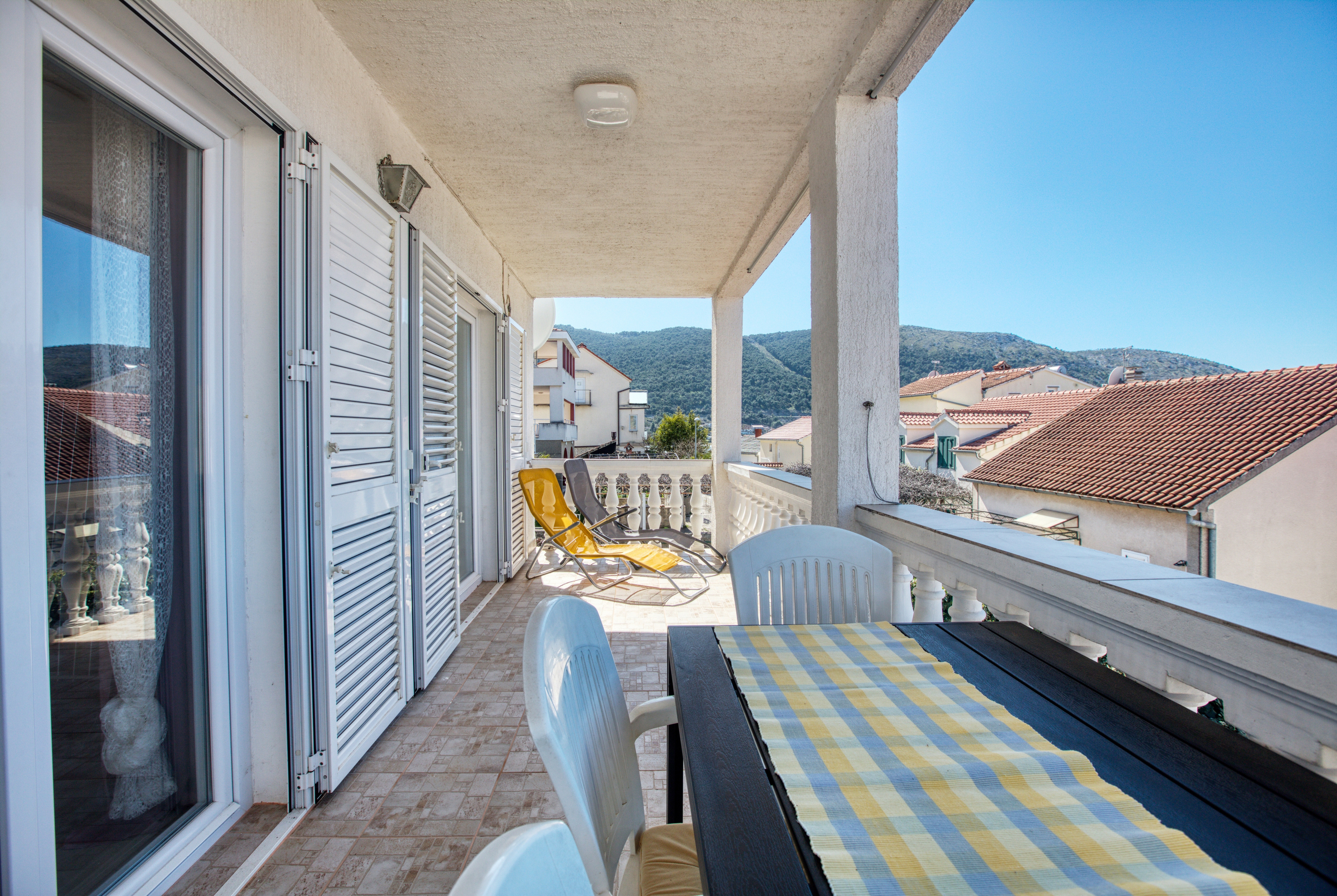 Two bedroom apartment near beach Grebaštica, Šibenik  A-a