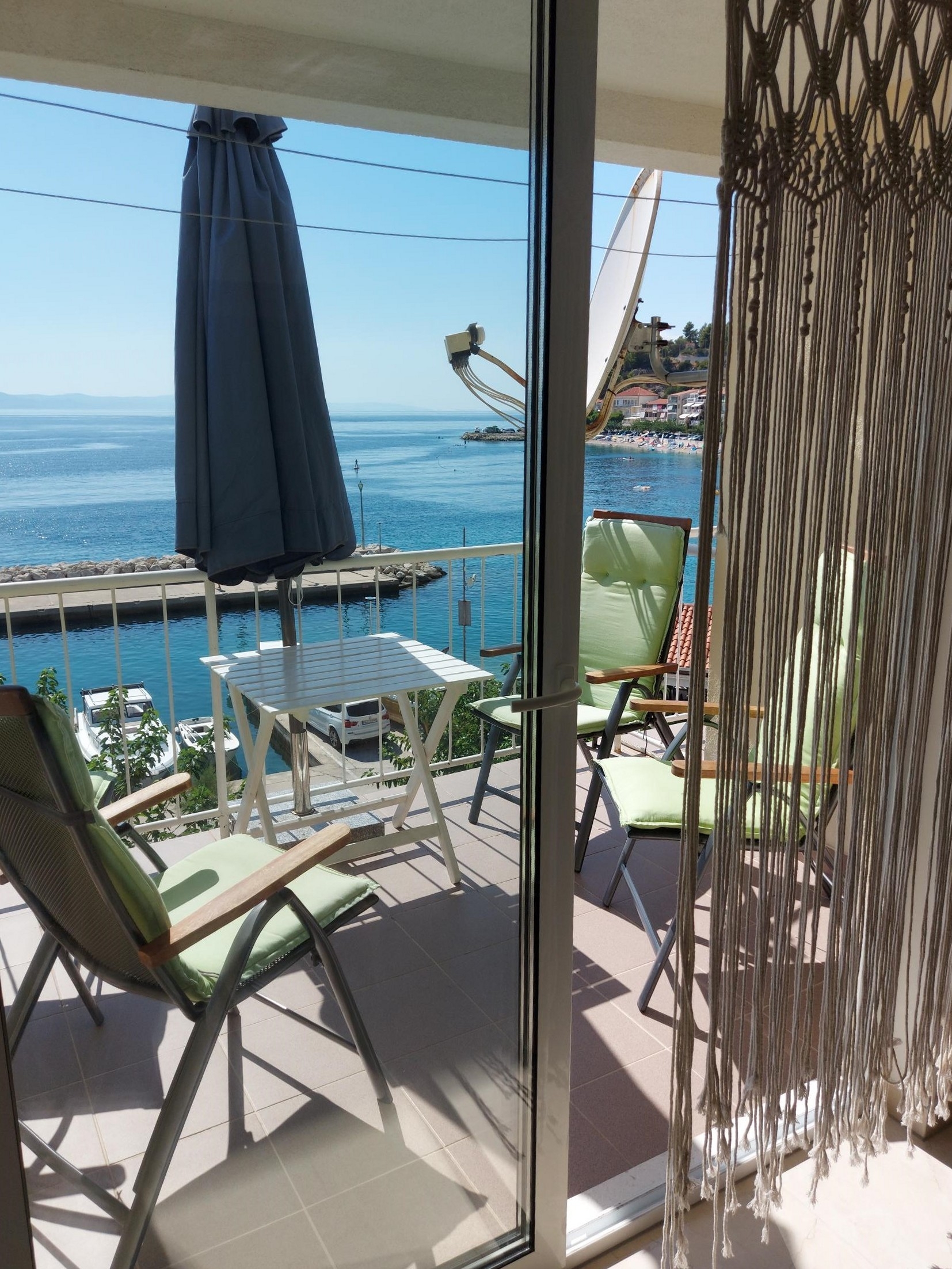Three bedroom apartment near beach Podgora, Makarska  A-a