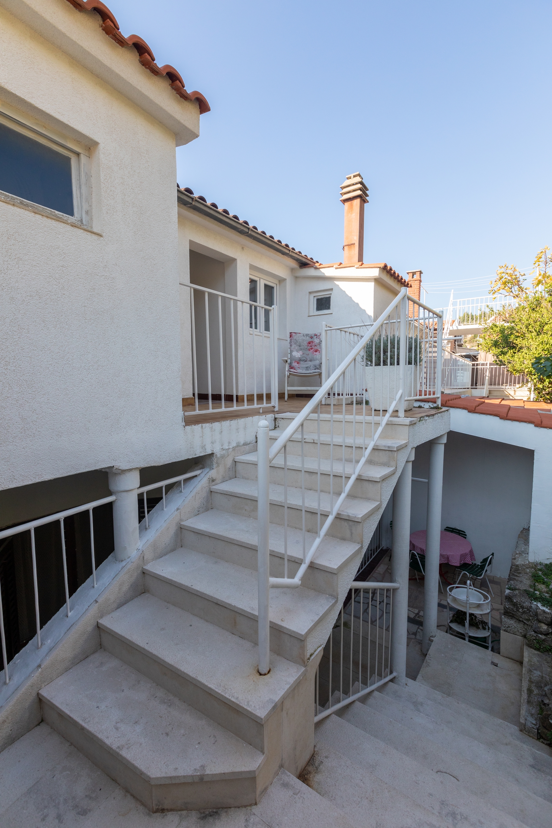 Three bedroom apartment near beach Podgora, Makarska  A-b