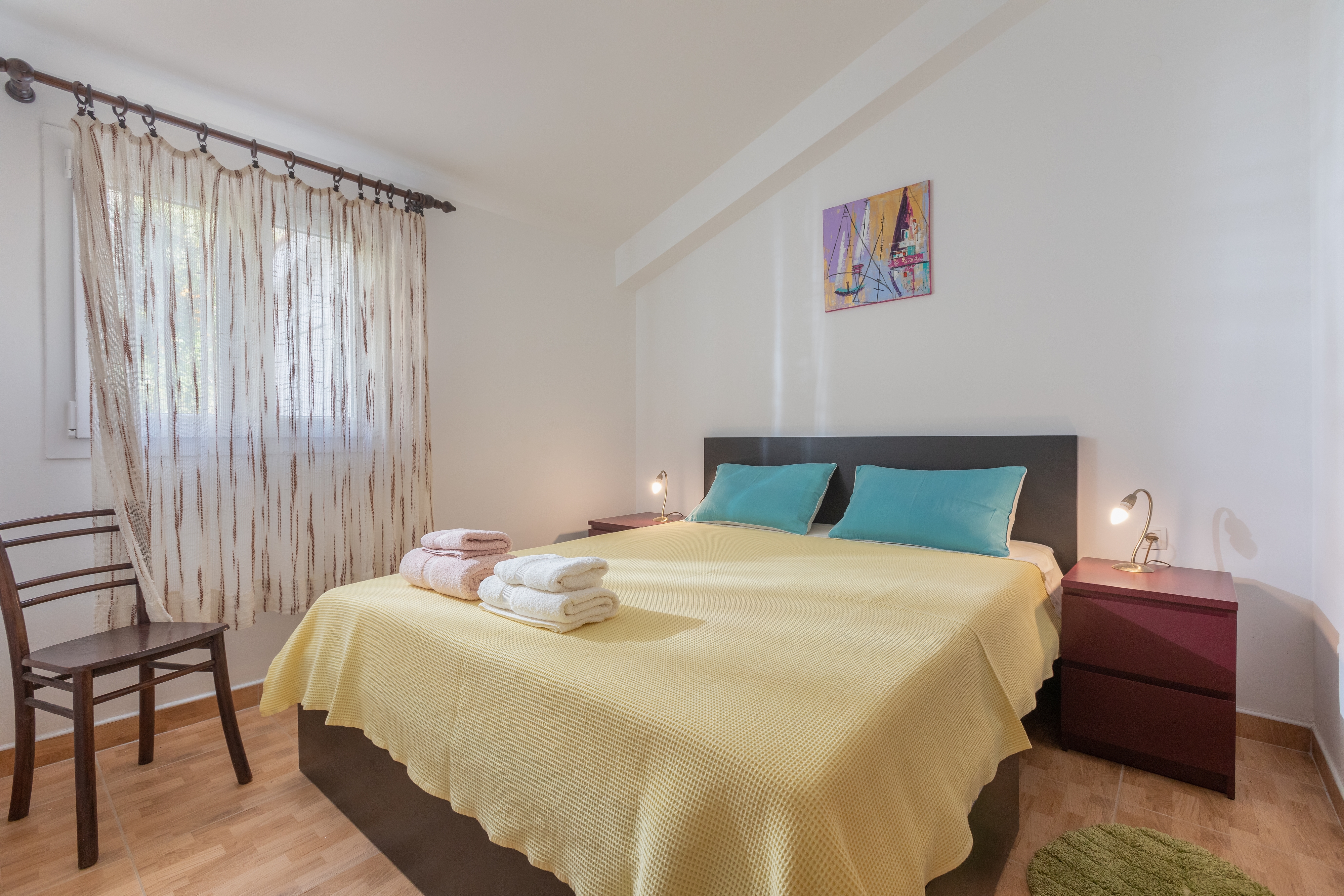 Three bedroom apartment near beach Podgora, Makarska  A-b