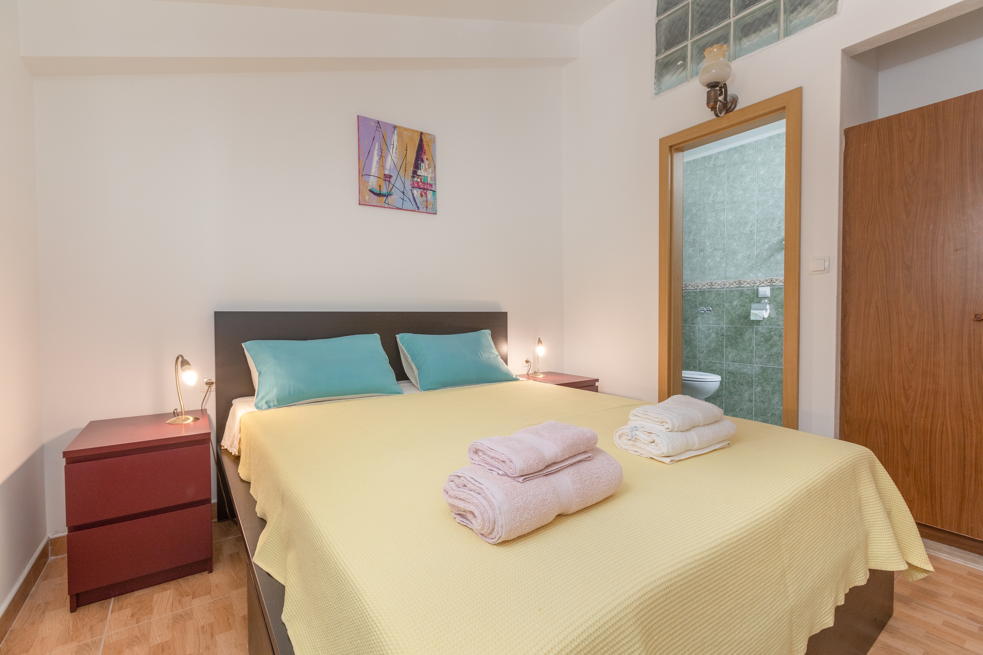 Three bedroom apartment near beach Podgora, Makarska  A-b