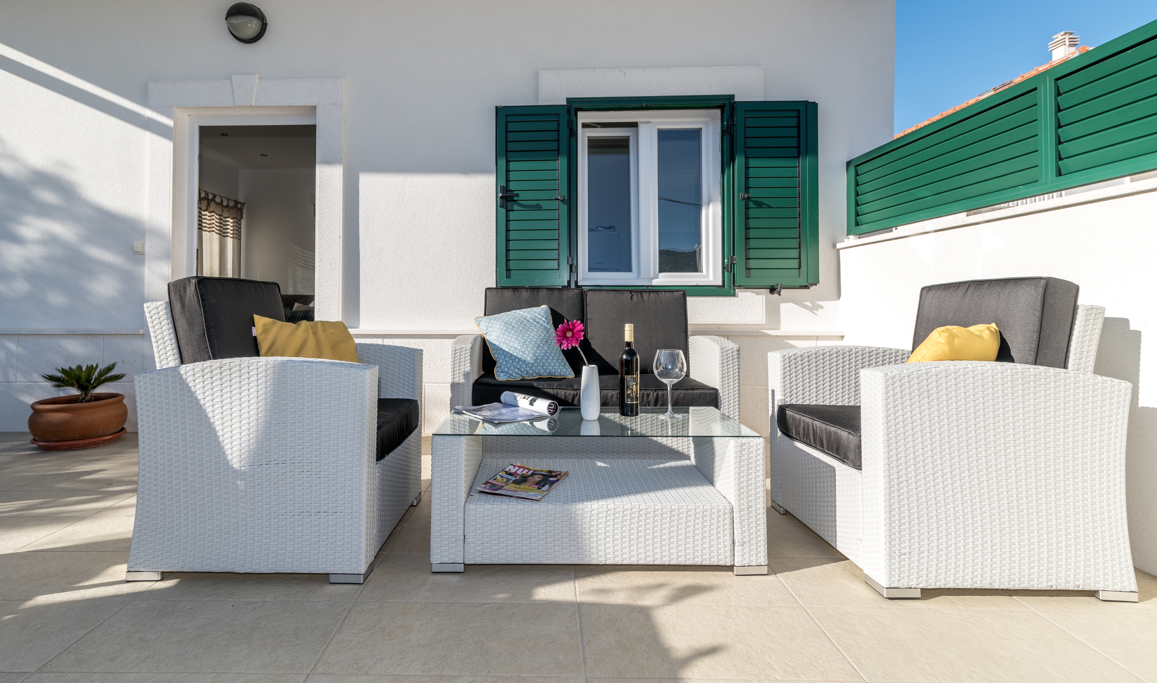 Two bedroom house near beach Vinišće, Trogir  K
