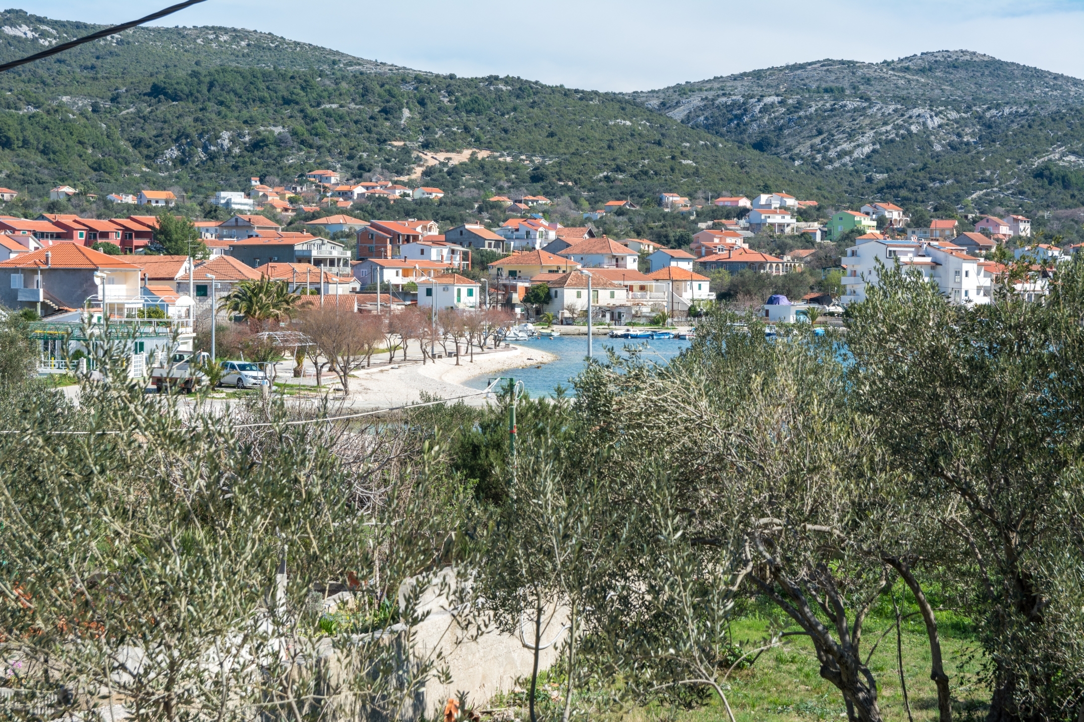 Two bedroom house near beach Vinišće, Trogir  K