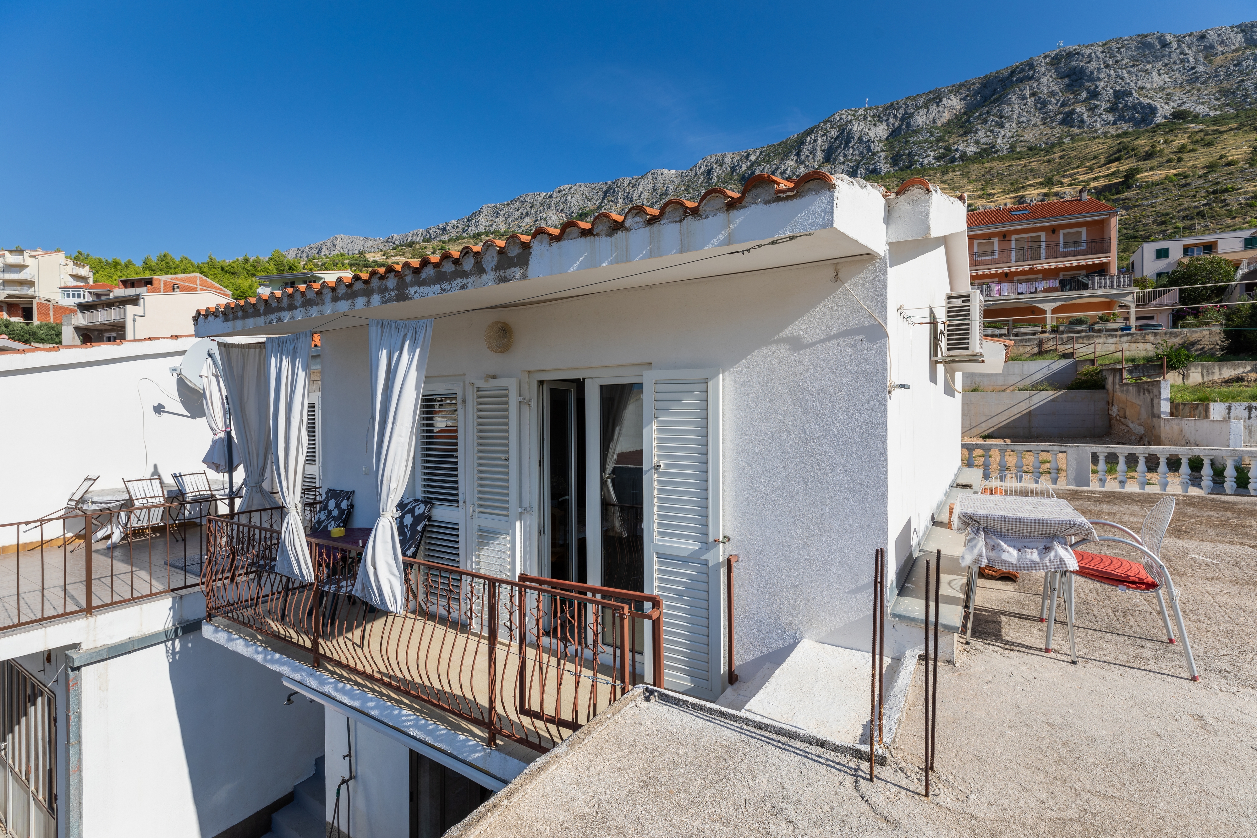 One bedroom apartment with balcony and sea view Dugi Rat, Omiš  A-a