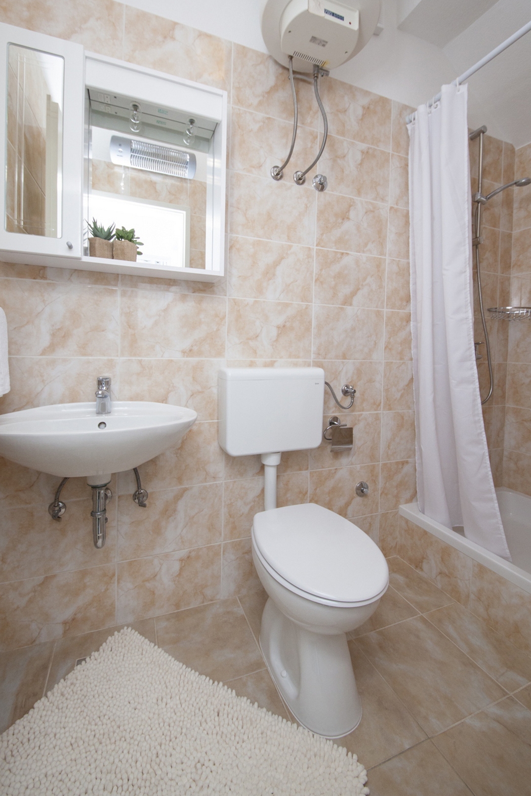 Two bedroom apartment with terrace Tučepi, Makarska  A-a