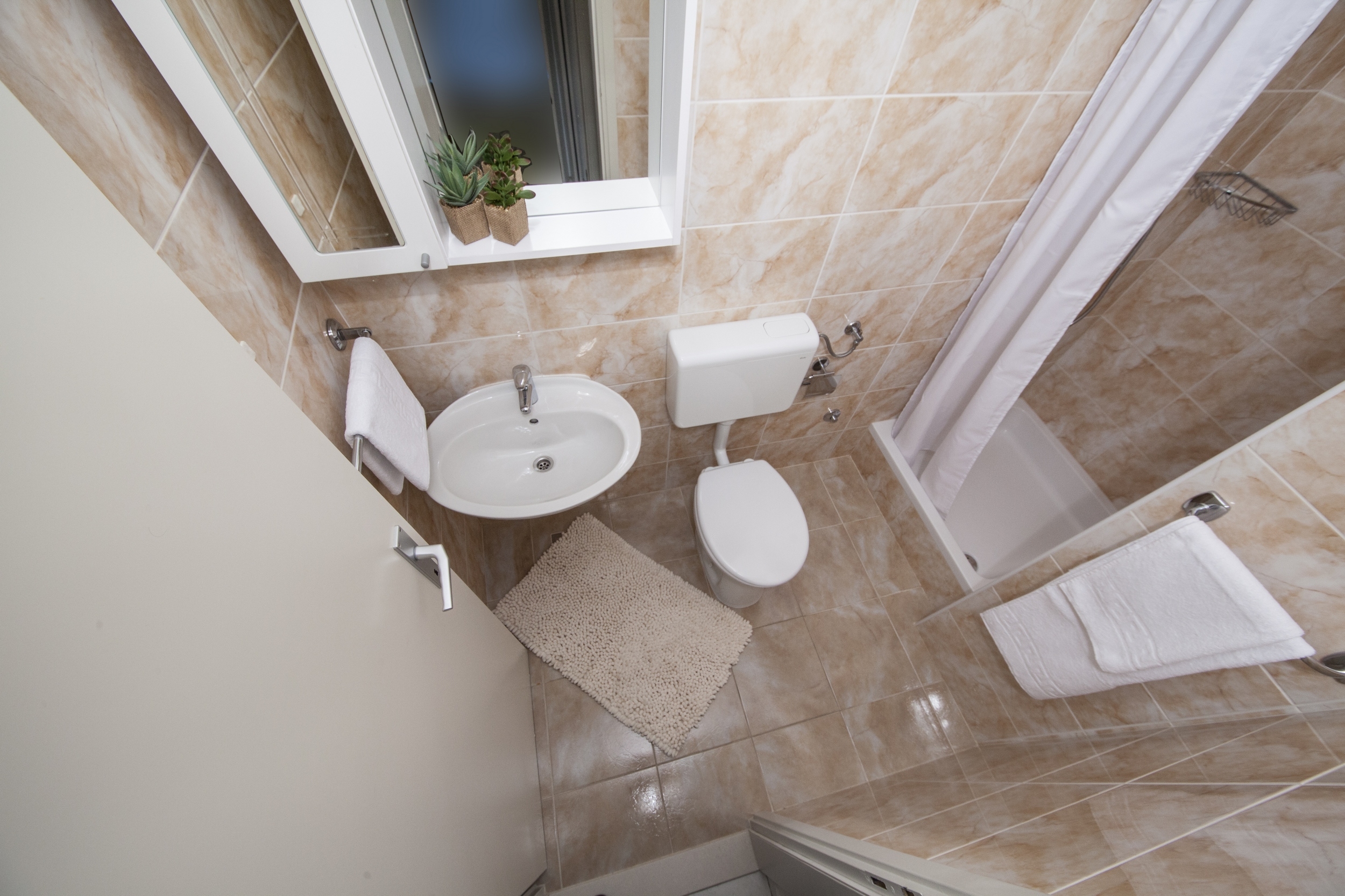 Two bedroom apartment with terrace Tučepi, Makarska  A-a