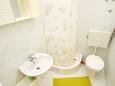 Bathroom 1 Hvar, Bathroom 1 in the apartment, (pet friendly) and WiFi.
