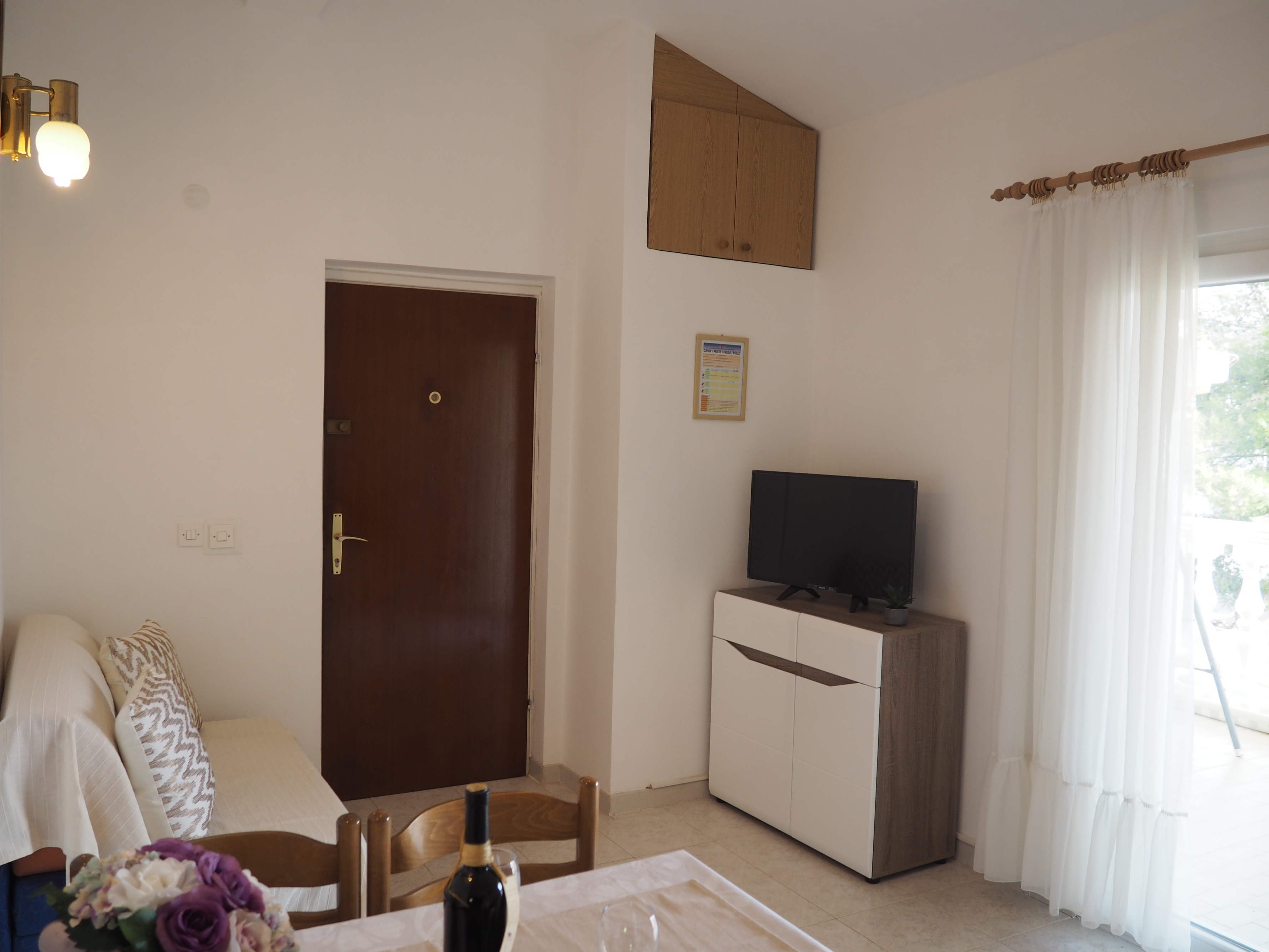 One bedroom apartment with balcony and sea view Sevid, Trogir (A-11505-a)