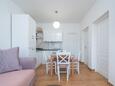 Povljana, Столовая в размещении типа apartment, WiFi.