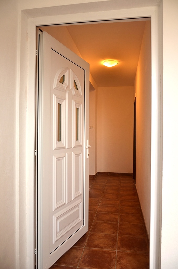 Three bedroom apartment with terrace and sea view Senj  A-a