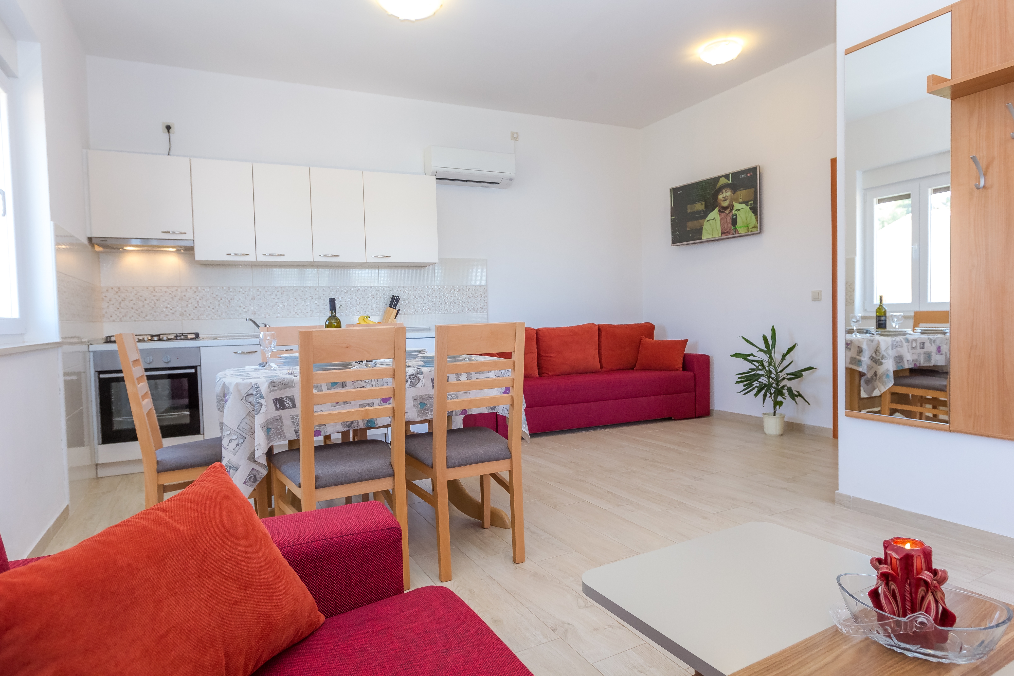 One bedroom apartment near beach Veli Rat, Dugi otok (A-11525-b)