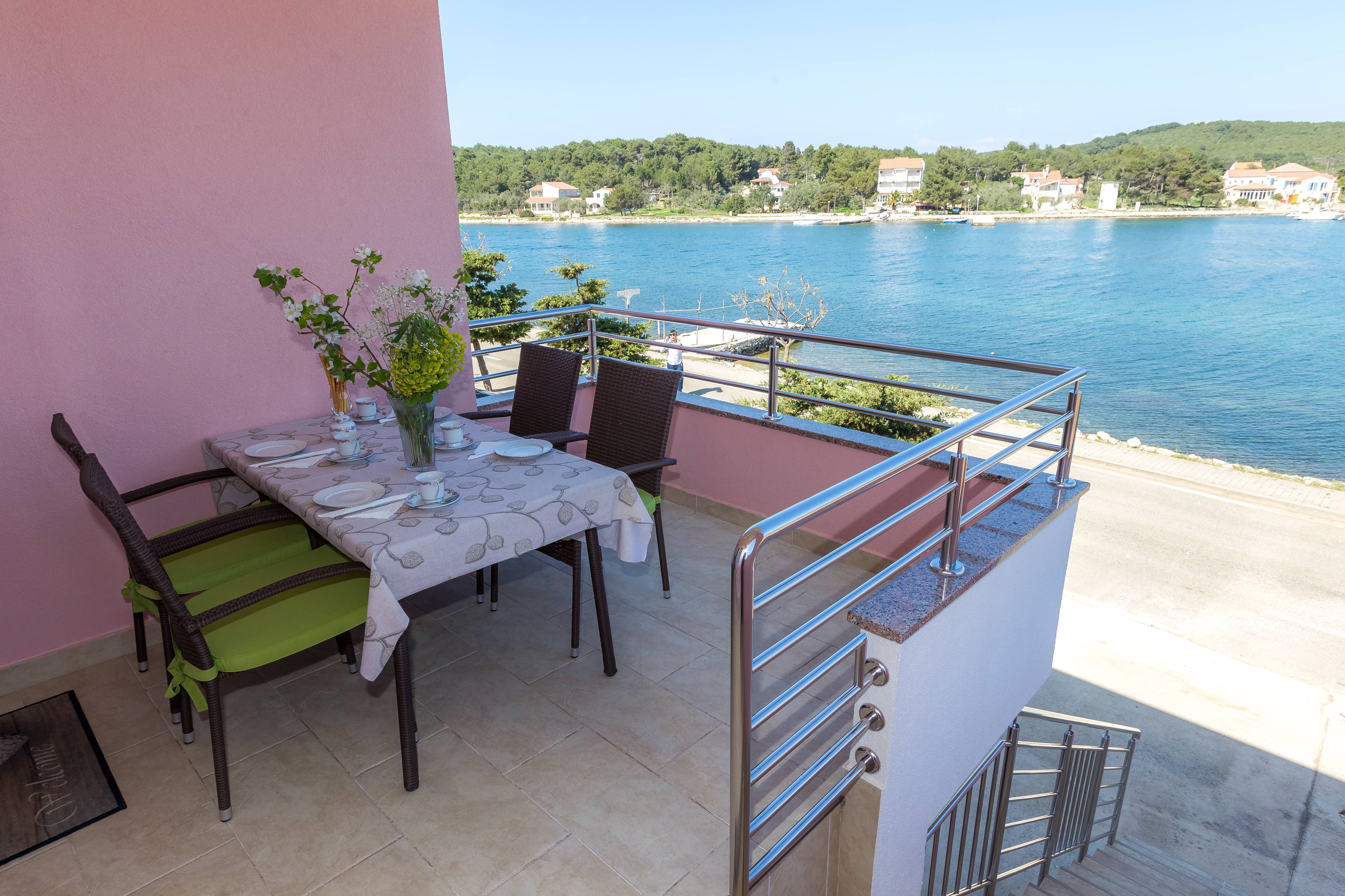 One bedroom apartment near beach Veli Rat, Dugi otok (A-11525-b)
