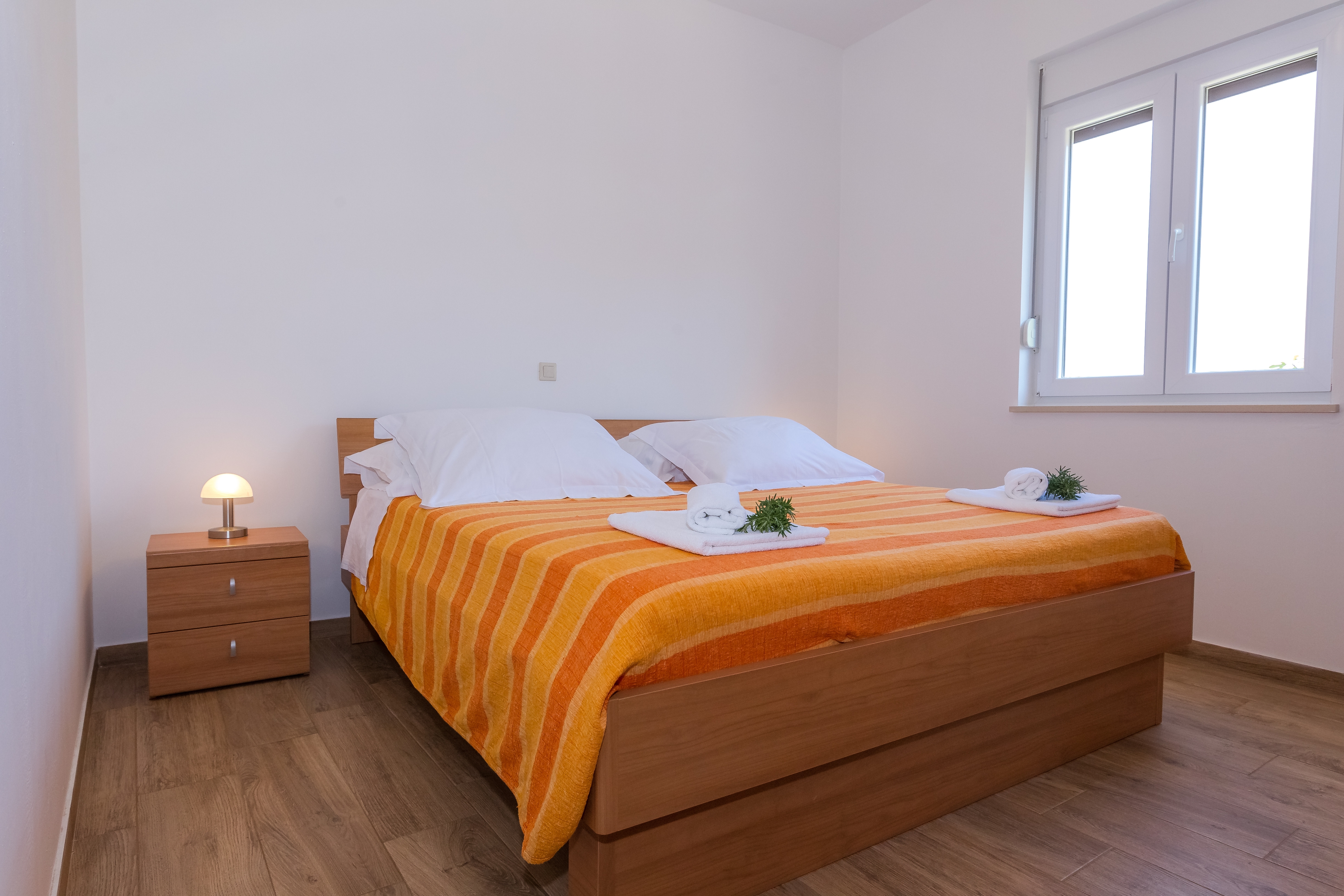 One bedroom apartment near beach Veli Rat, Dugi otok  A-c