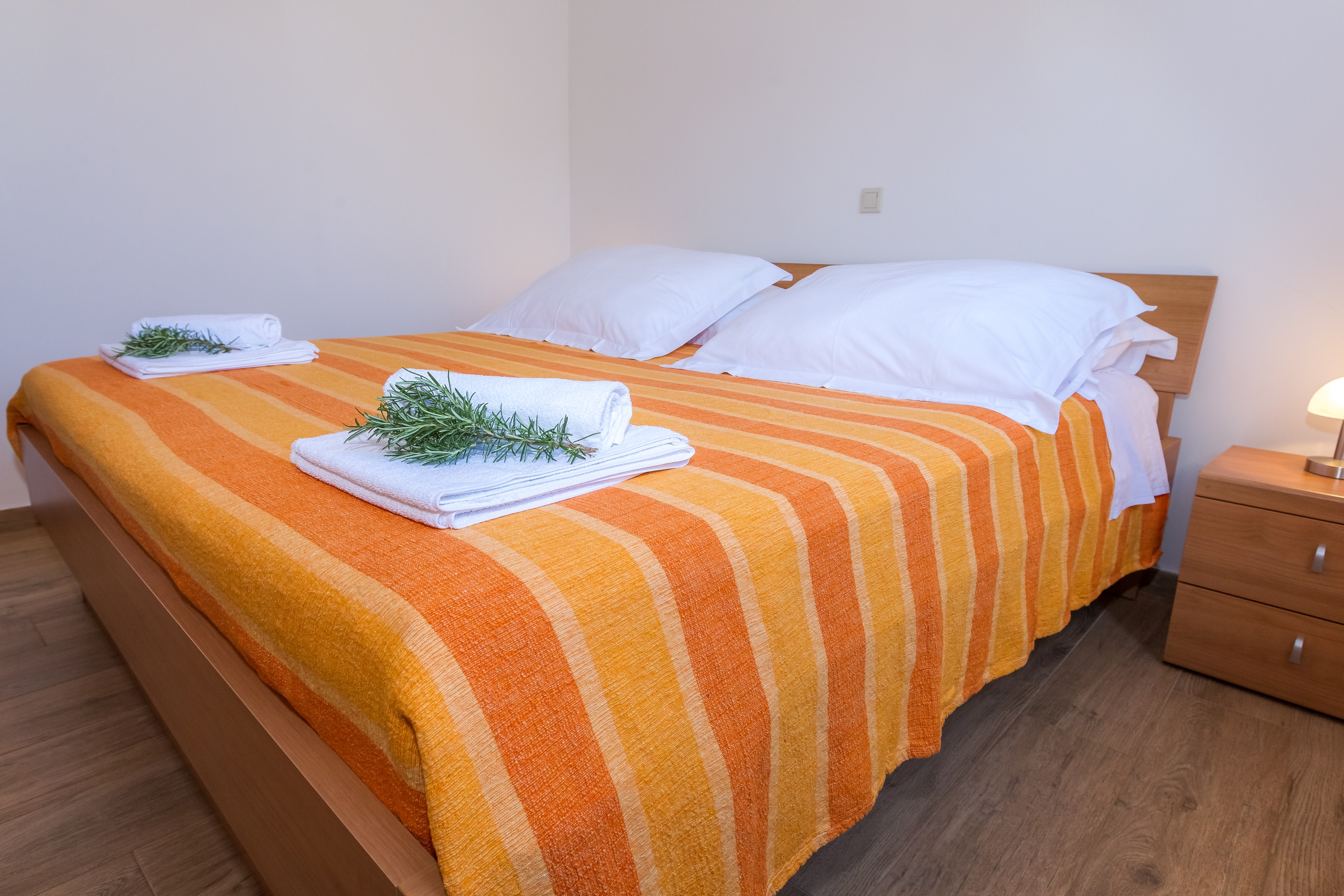 One bedroom apartment near beach Veli Rat, Dugi otok (A-11525-c)