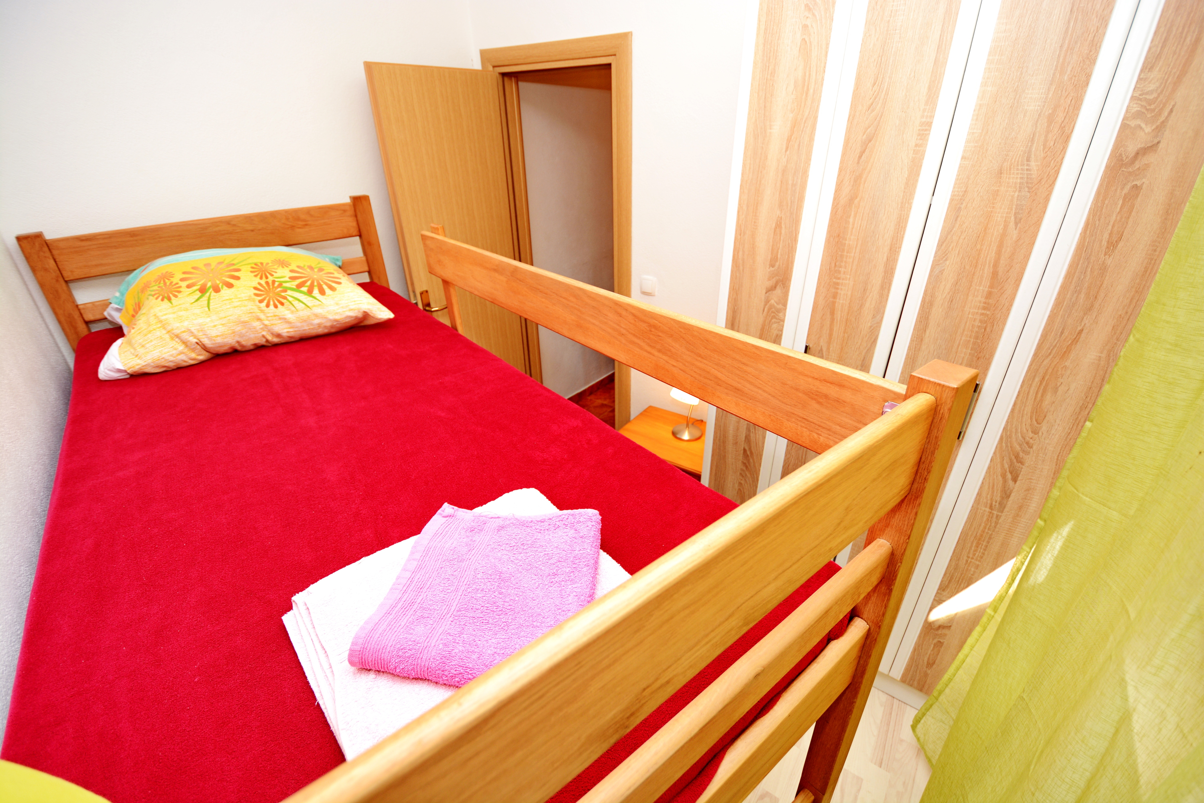 Two bedroom apartment near beach Kaštel Štafilić, Kaštela  A-a