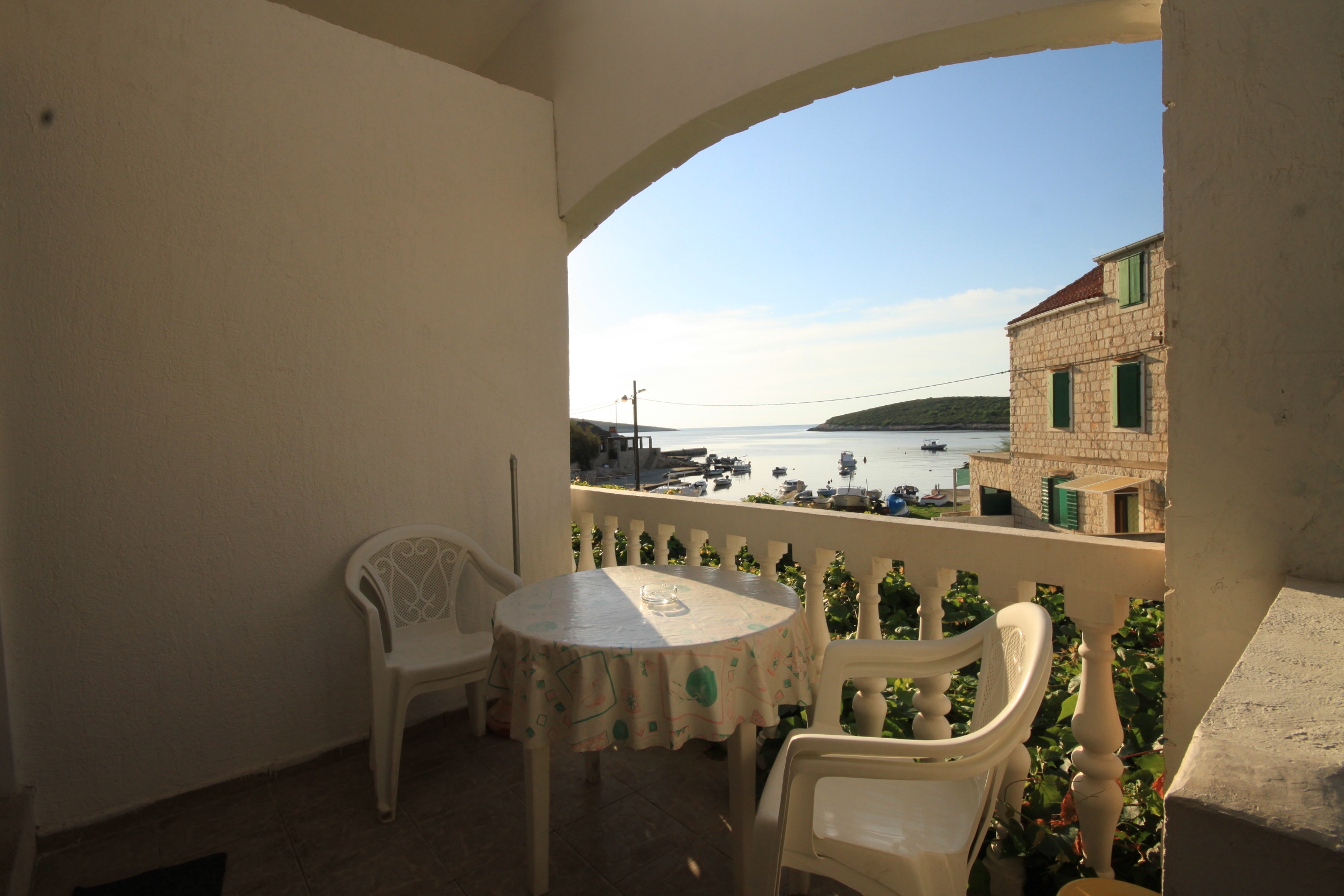 One bedroom apartment near beach Rukavac, Vis (A-1154-a) One bedroom apartment near beach Rukavac, Vis (A-1154-a)