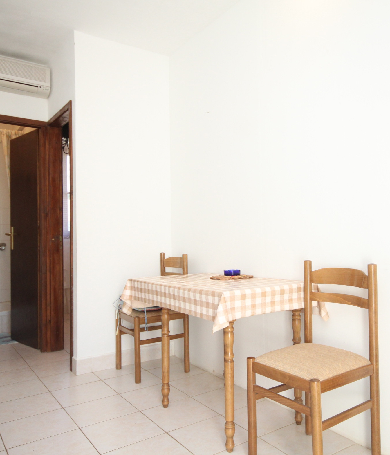 Two bedroom apartment near beach Rukavac, Vis (A-1154-c)