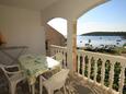 Rukavac, Terrasse dans l’hébergement en type apartment, avec la vue sur la mer et WiFi.