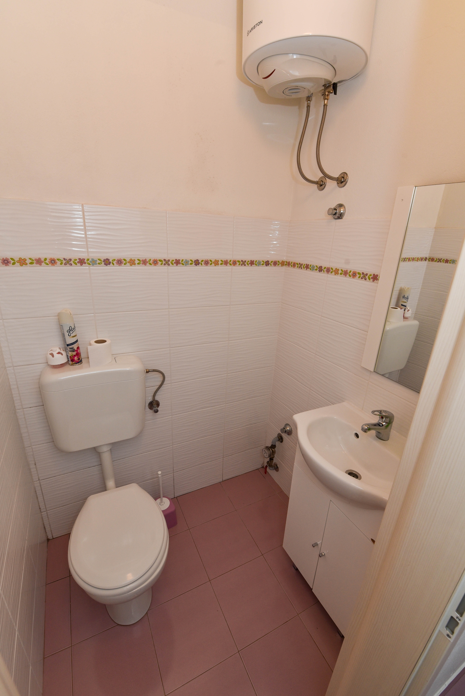 Two bedroom apartment with terrace and sea view Rtina - Miletići, Zadar  A-a