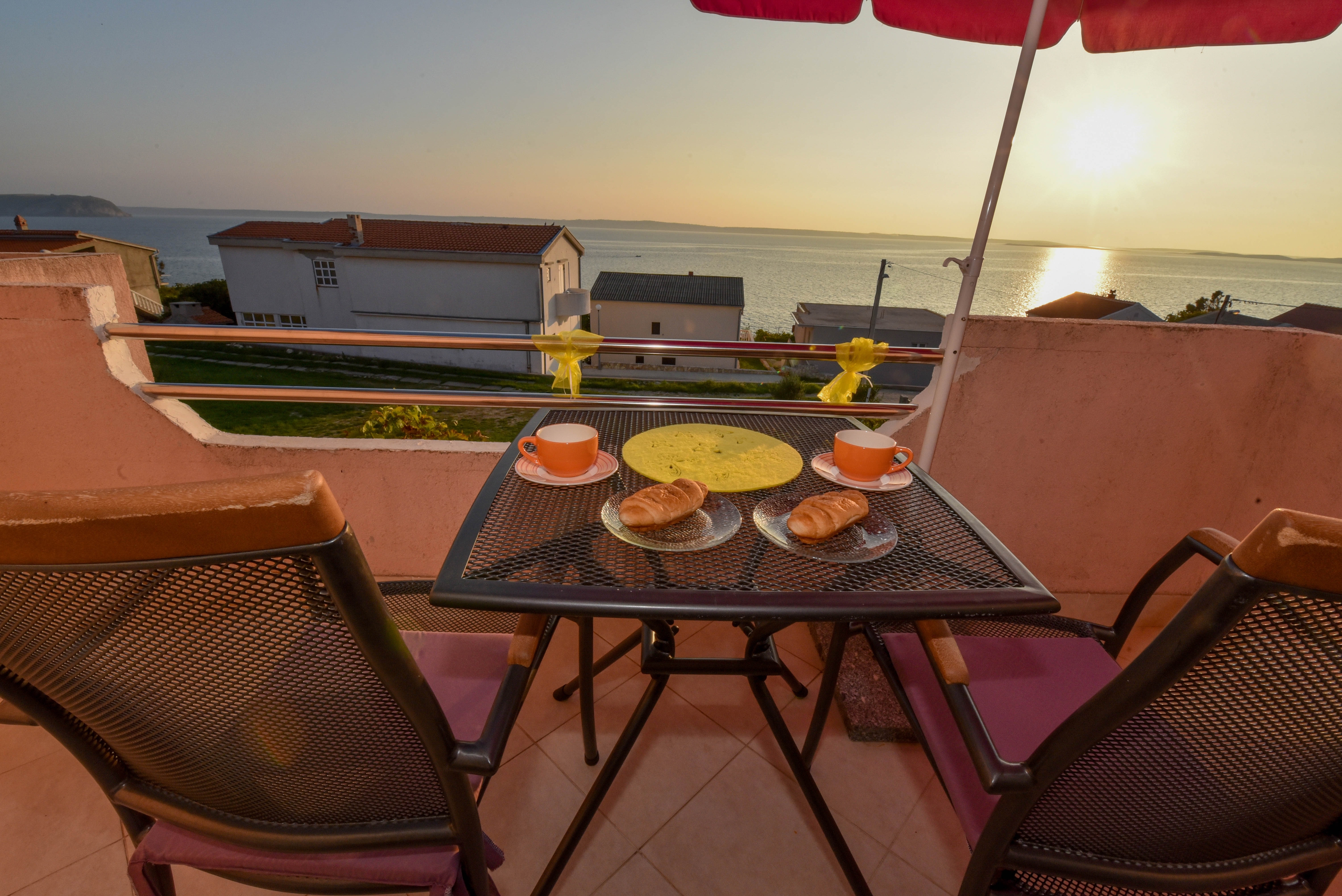 Two bedroom apartment with terrace and sea view Rtina - Miletići, Zadar  A-a