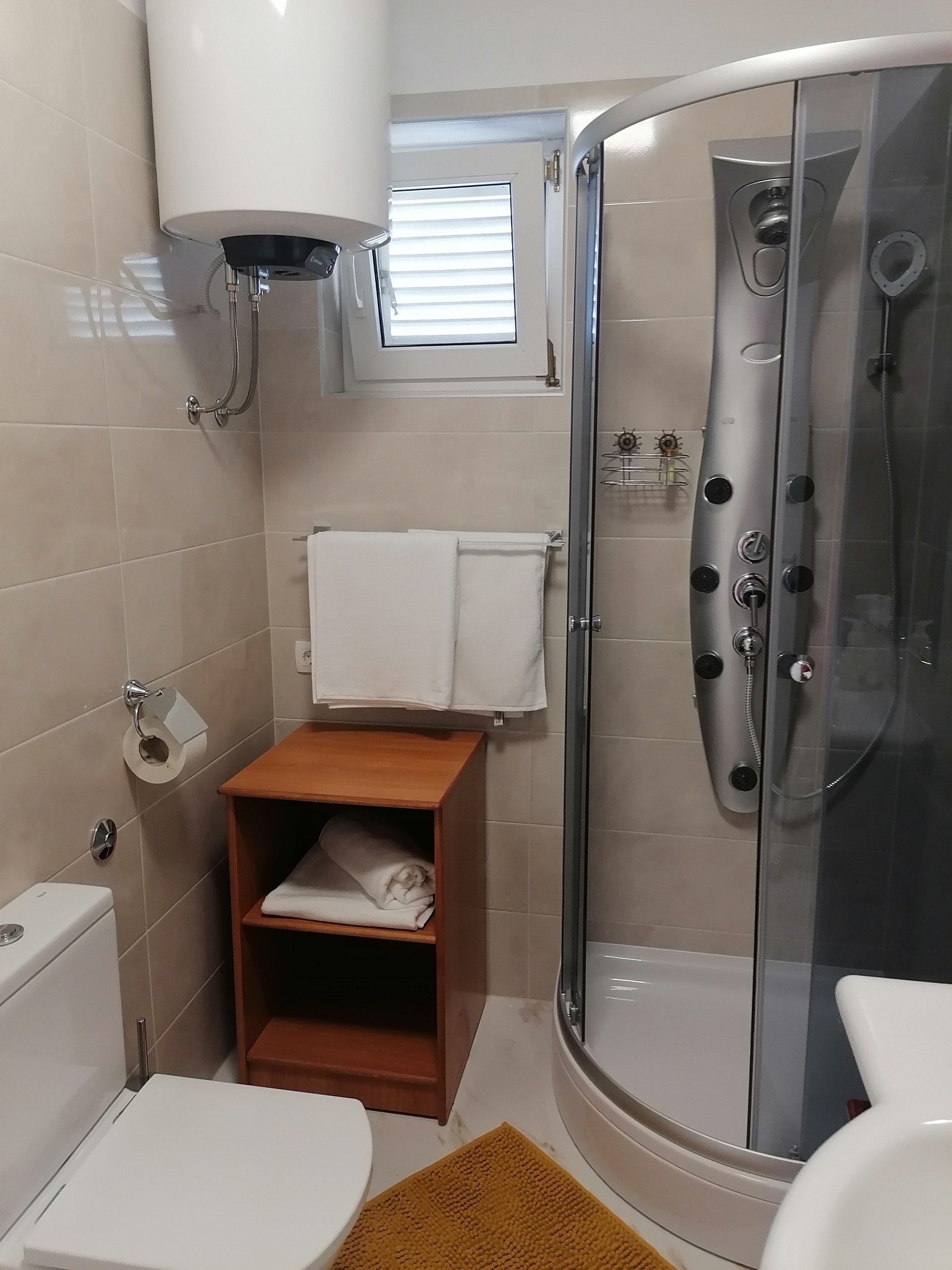 Two bedroom apartment with terrace and sea view Klenovica, Novi Vinodolski  A-b