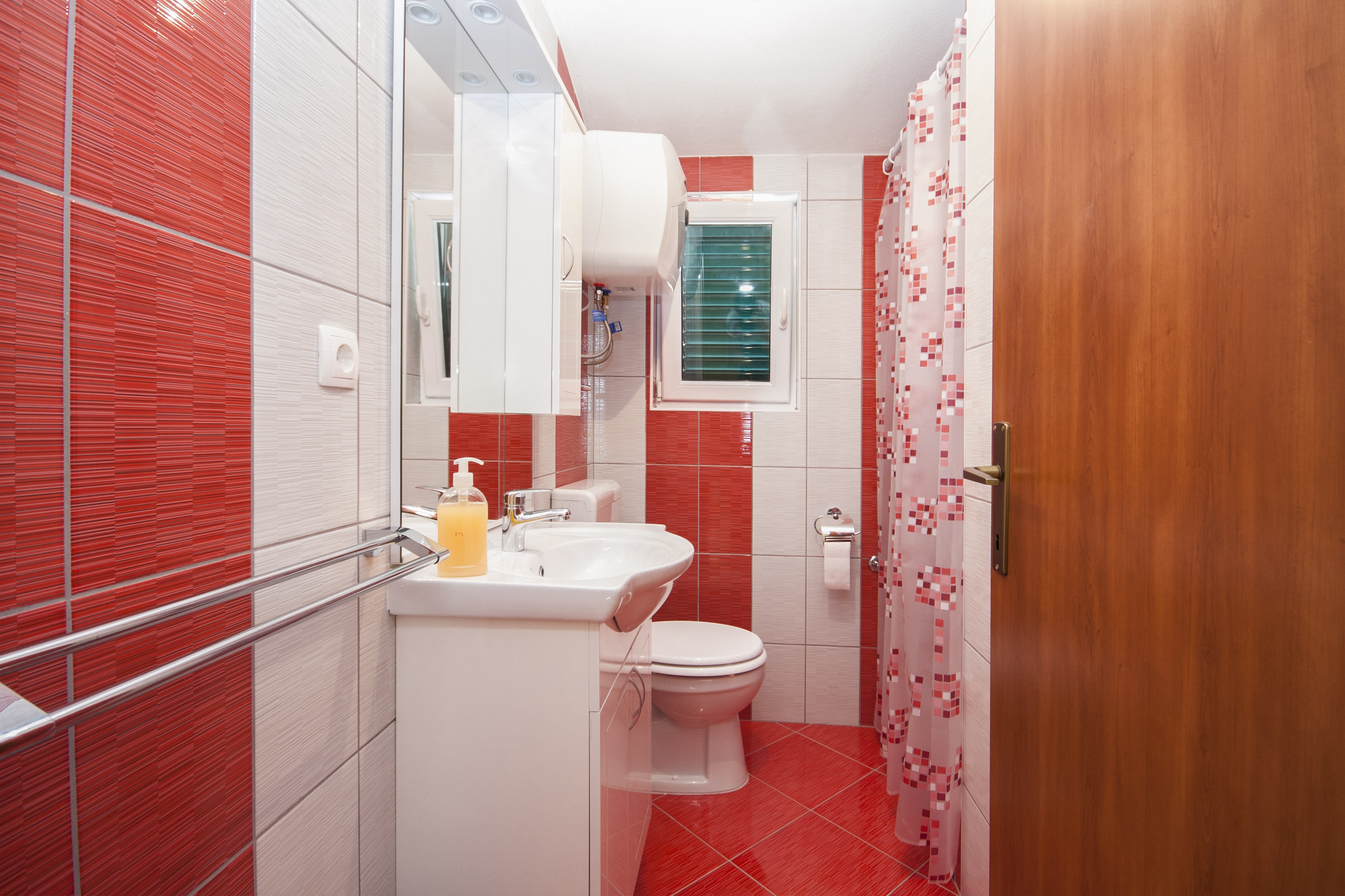One bedroom apartment with terrace and sea view Grebaštica, Šibenik  A-c
