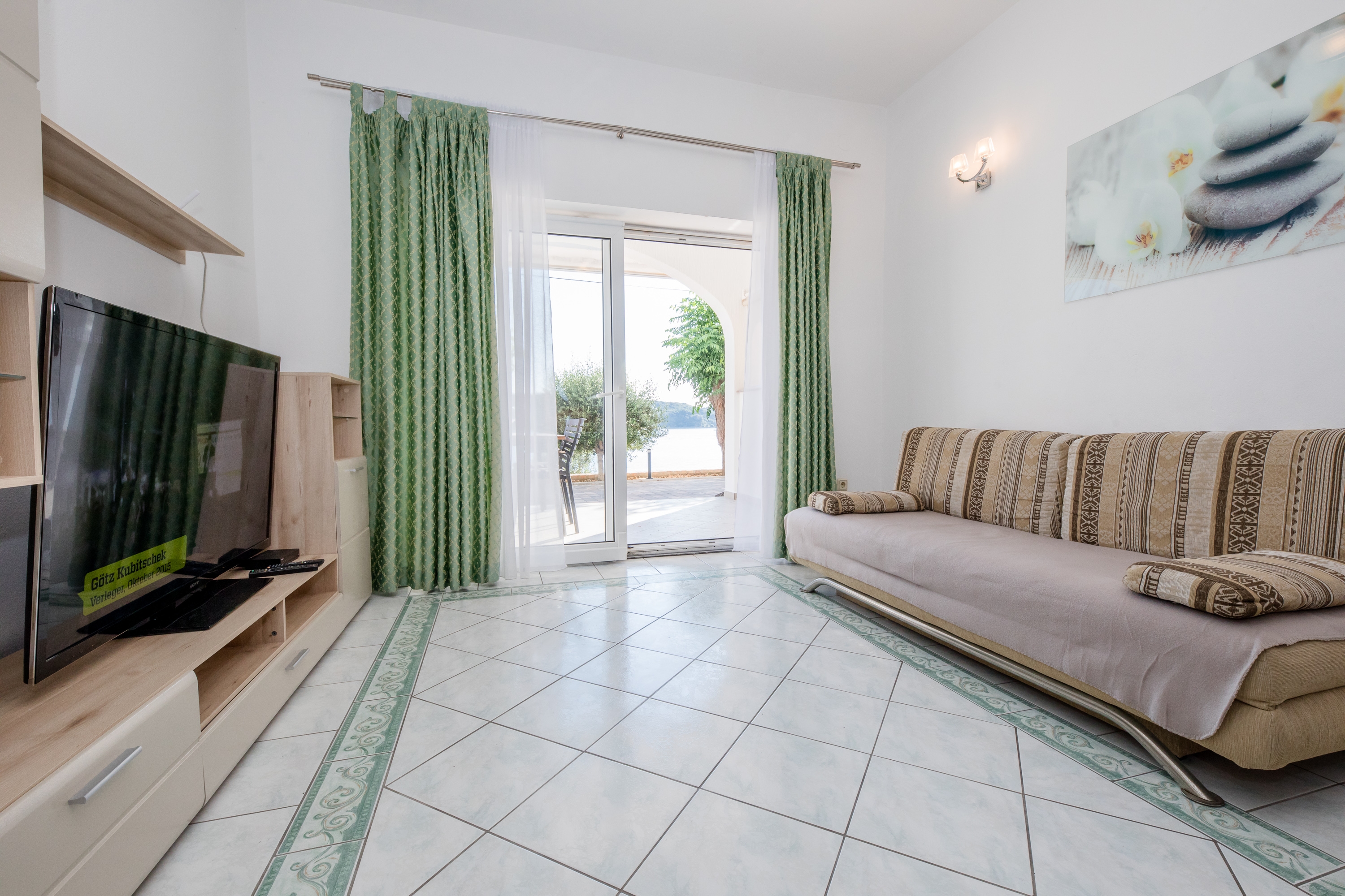 Two bedroom apartment near beach Supetarska Draga - Gornja, Rab (A-11579-c)