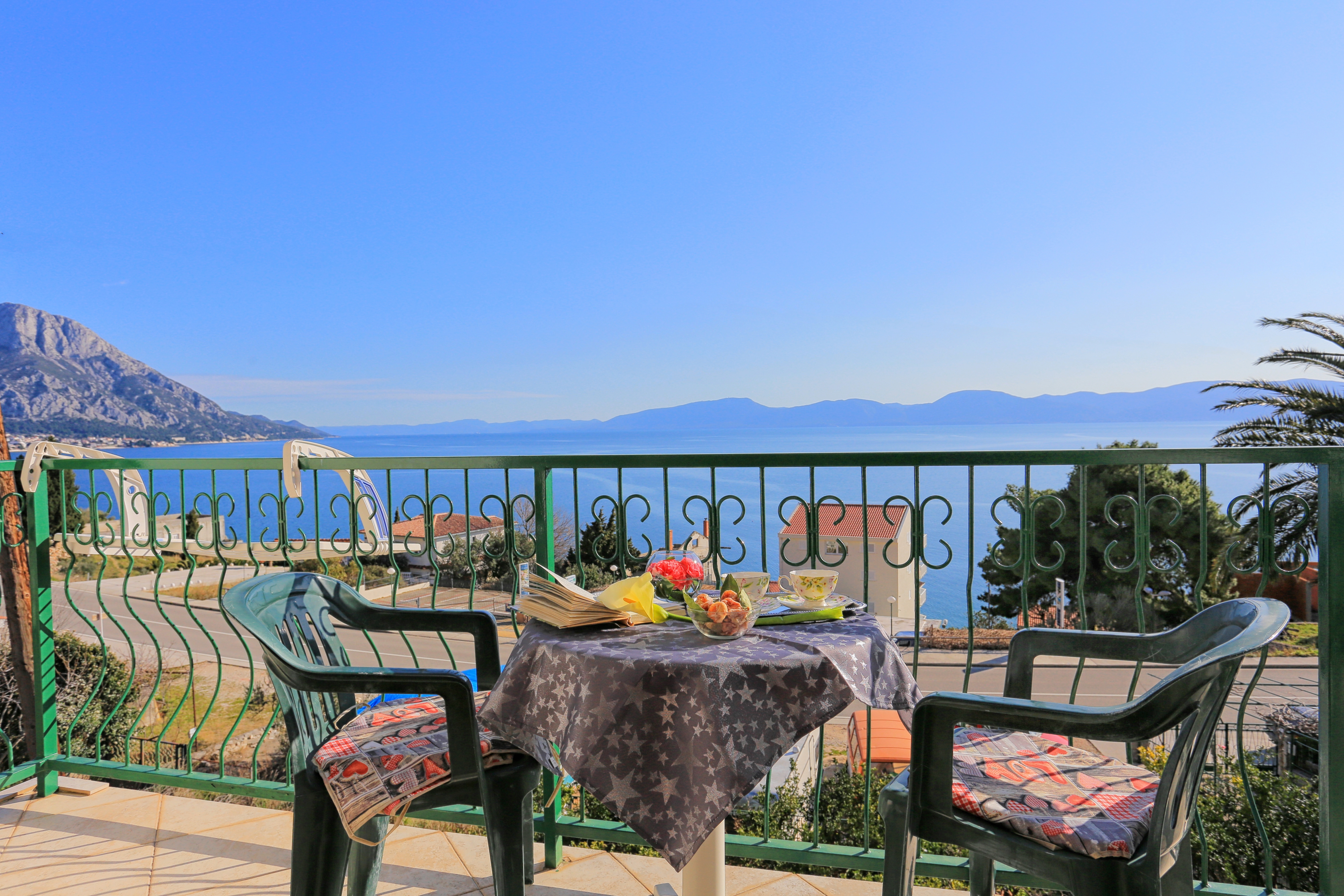 One bedroom apartment with balcony and sea view Podaca, Makarska  A-b