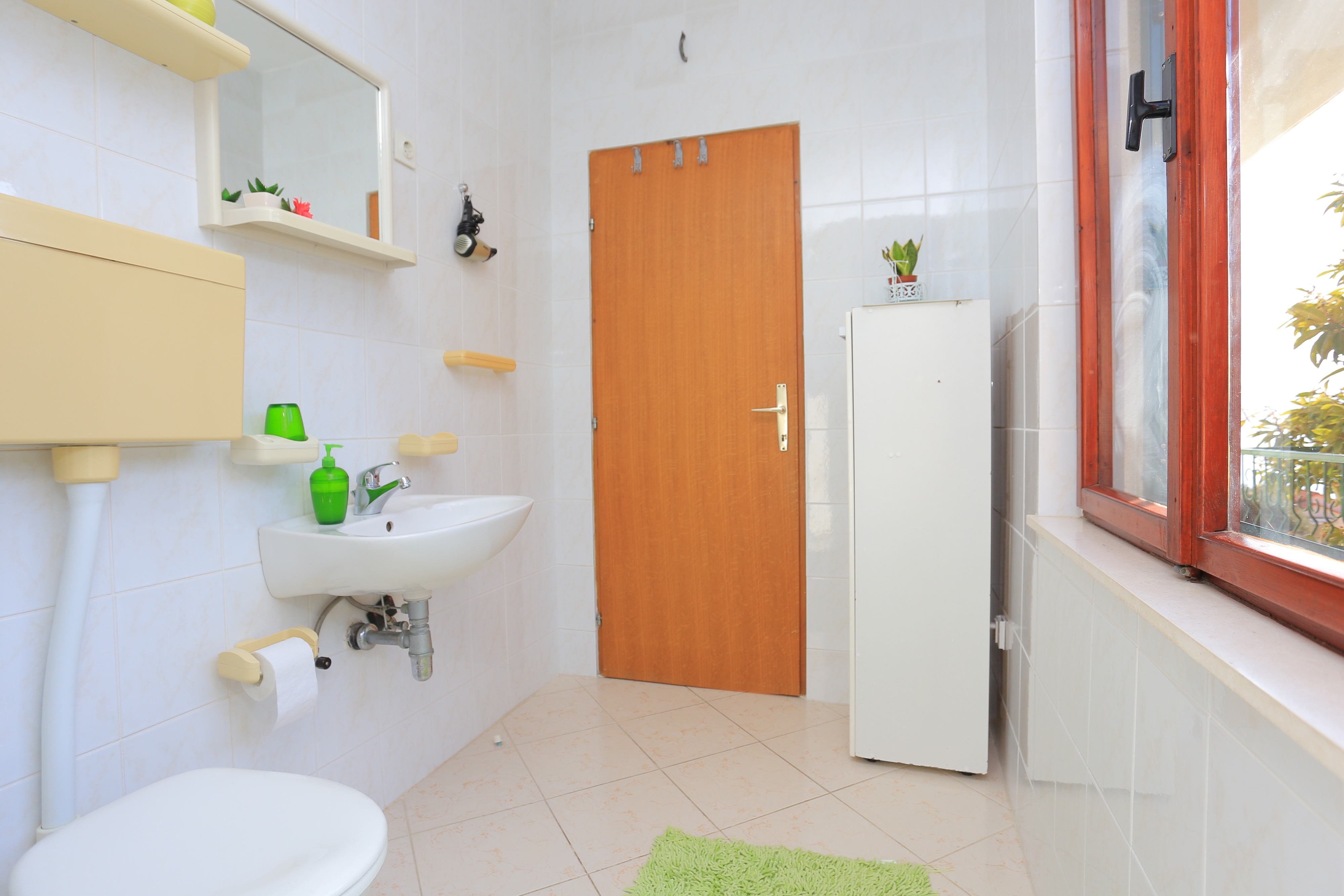 One bedroom apartment with balcony and sea view Podaca, Makarska  A-c