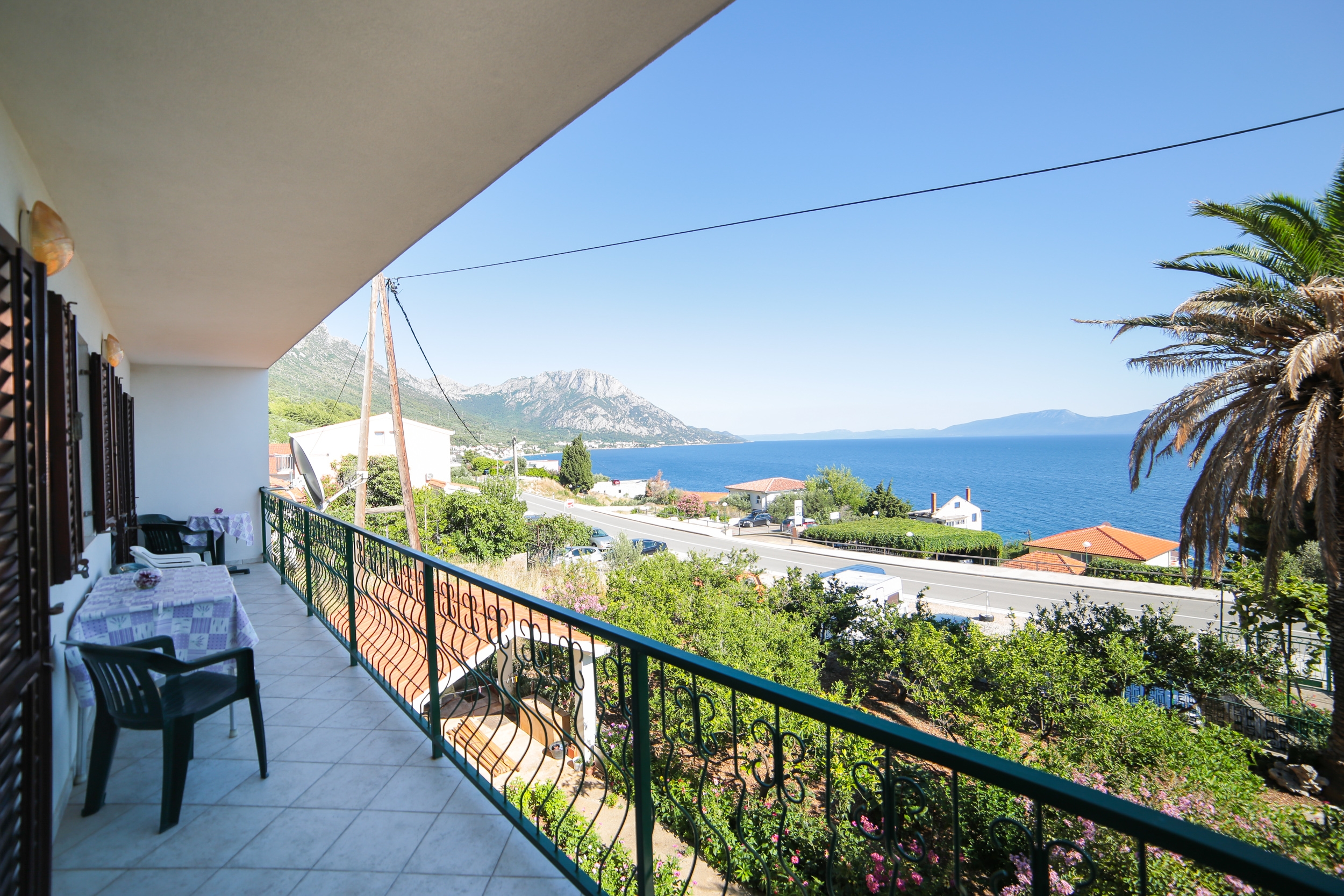 Two bedroom apartment with balcony and sea view Podaca, Makarska  A-d