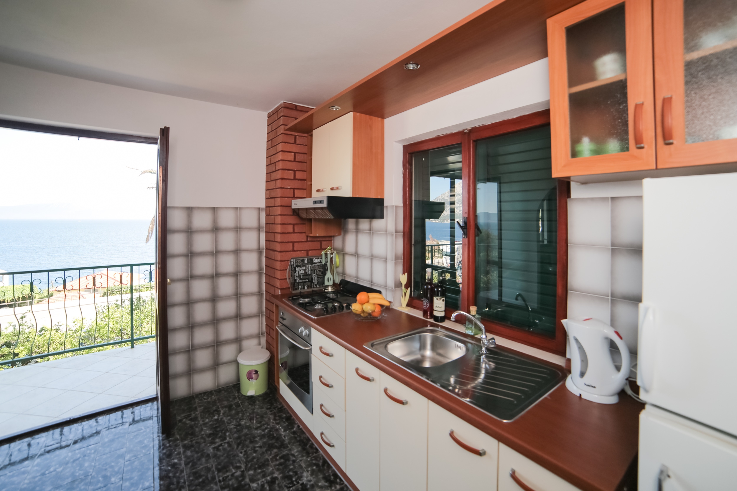 Two bedroom apartment with balcony and sea view Podaca, Makarska (A-11588-d)